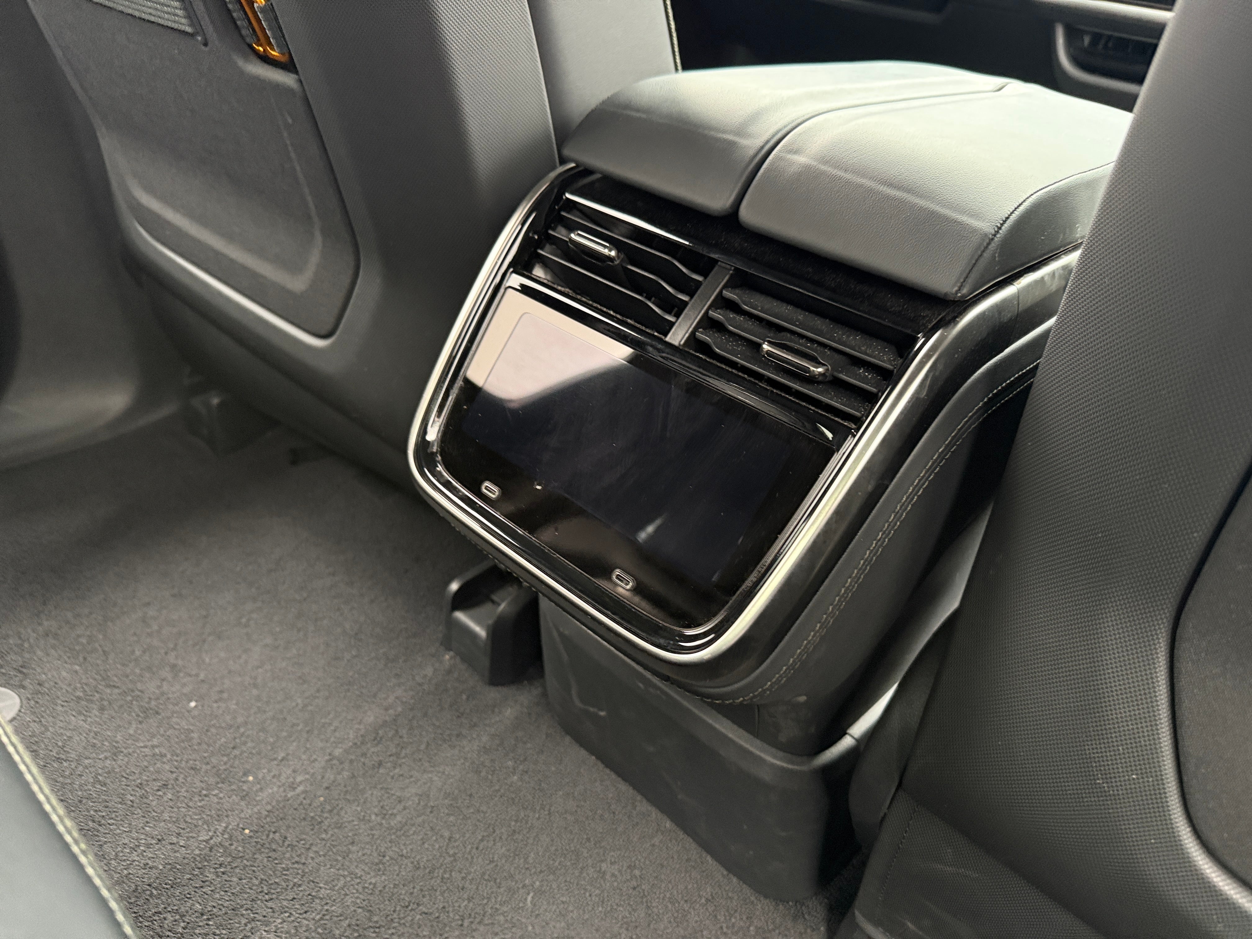 rivian r1t 2026 7FCTGGAA7TN043213 image rivian r1t 2026 7FCTGGAA7TN043213 image