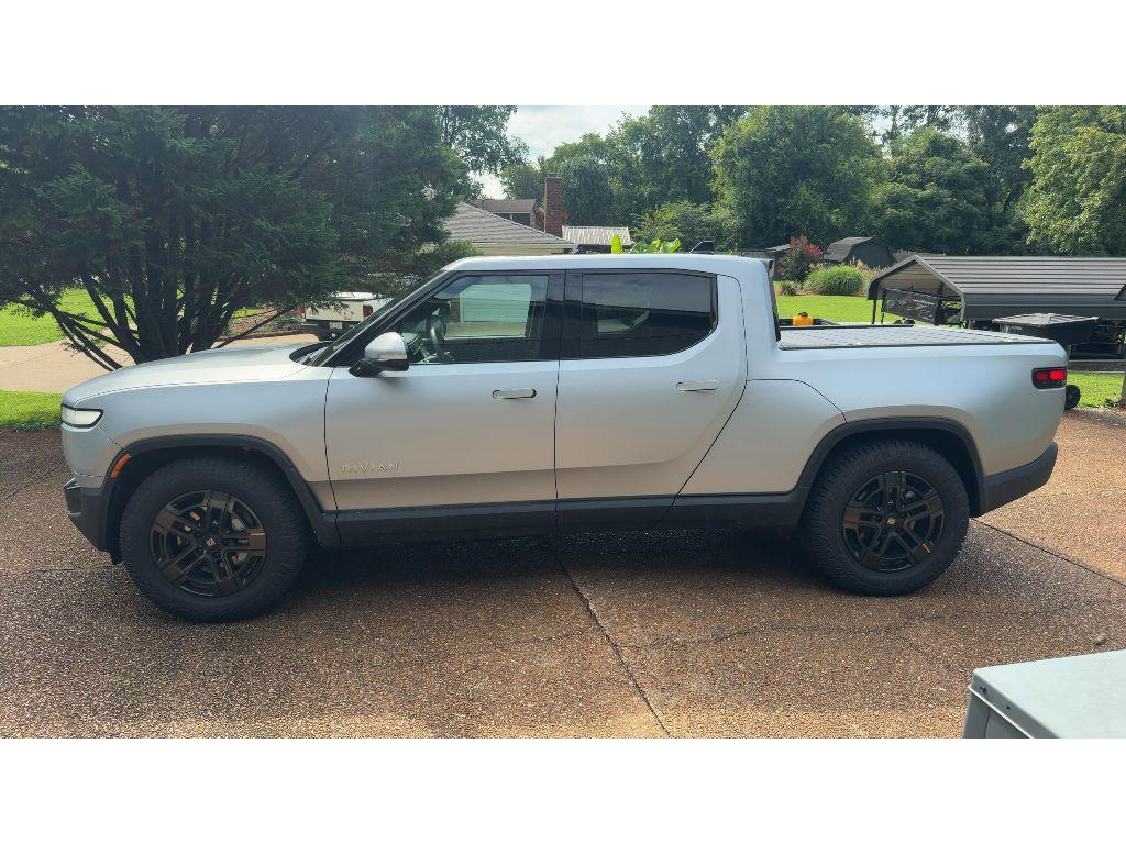 rivian r1t 2024 7FCTGBAAXRN033044 image rivian r1t 2024 7FCTGBAAXRN033044 image
