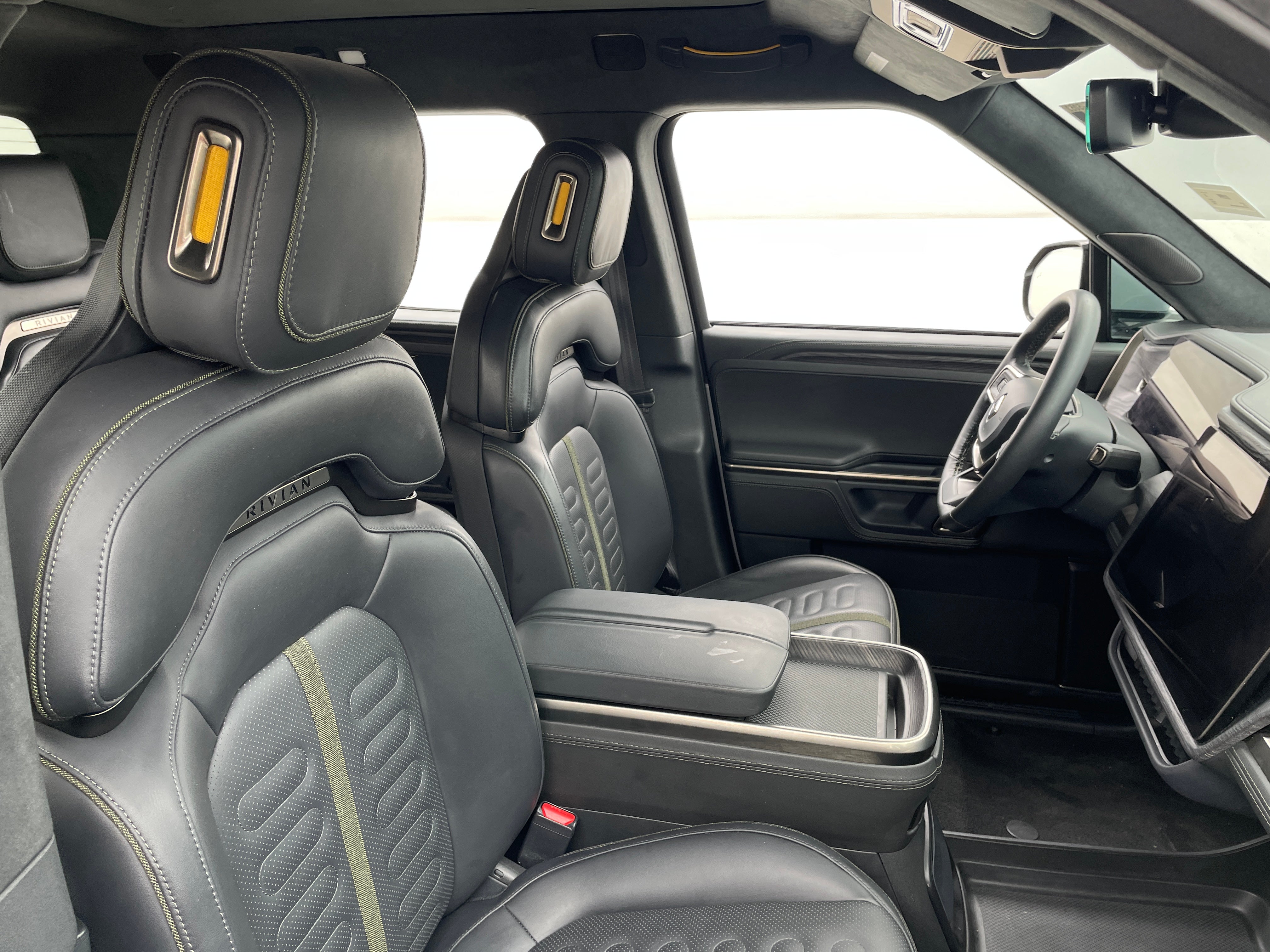 rivian r1t 2024 7FCTGBAAXRN031858 image rivian r1t 2024 7FCTGBAAXRN031858 image