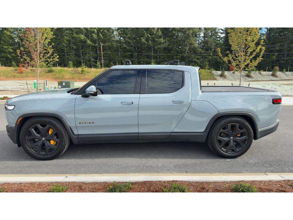 rivian r1t 2025 7FCTGCAP4SN038420 image rivian r1t 2025 7FCTGCAP4SN038420 image