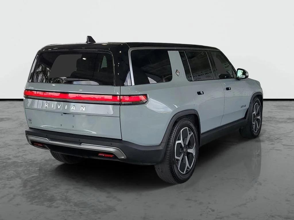 rivian r1s 2024 7PDSGBBA8RN038994 image rivian r1s 2024 7PDSGBBA8RN038994 image