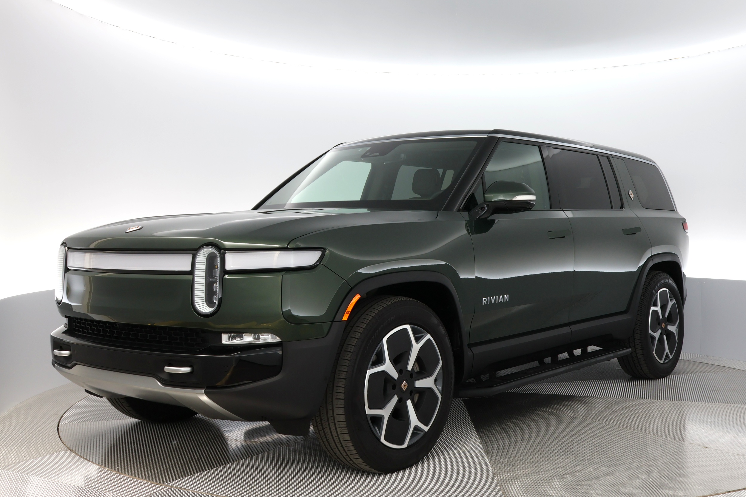 rivian r1s 2024 7PDSGBBAXRN039421 image rivian r1s 2024 7PDSGBBAXRN039421 image