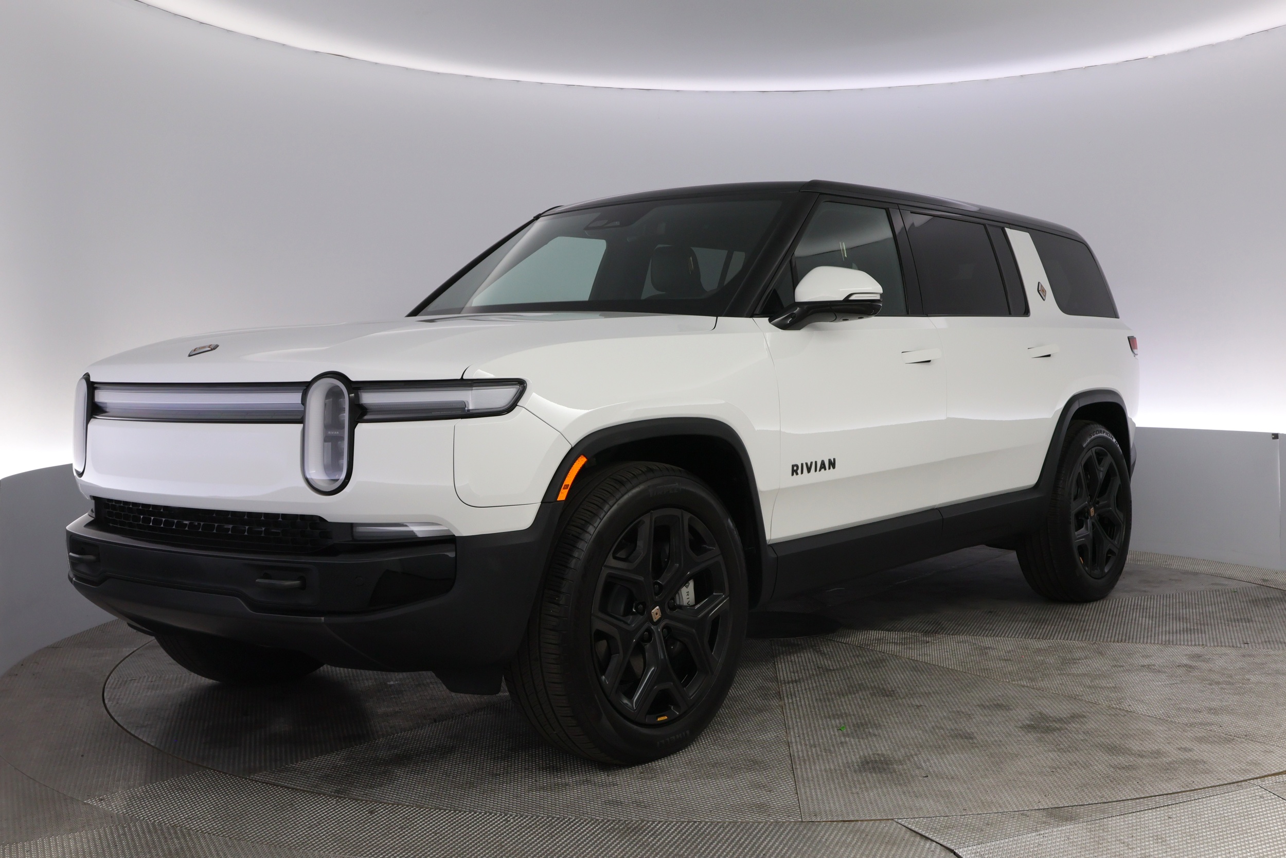 rivian r1s 2025 7PDSGBBA2SN073651 image rivian r1s 2025 7PDSGBBA2SN073651 image