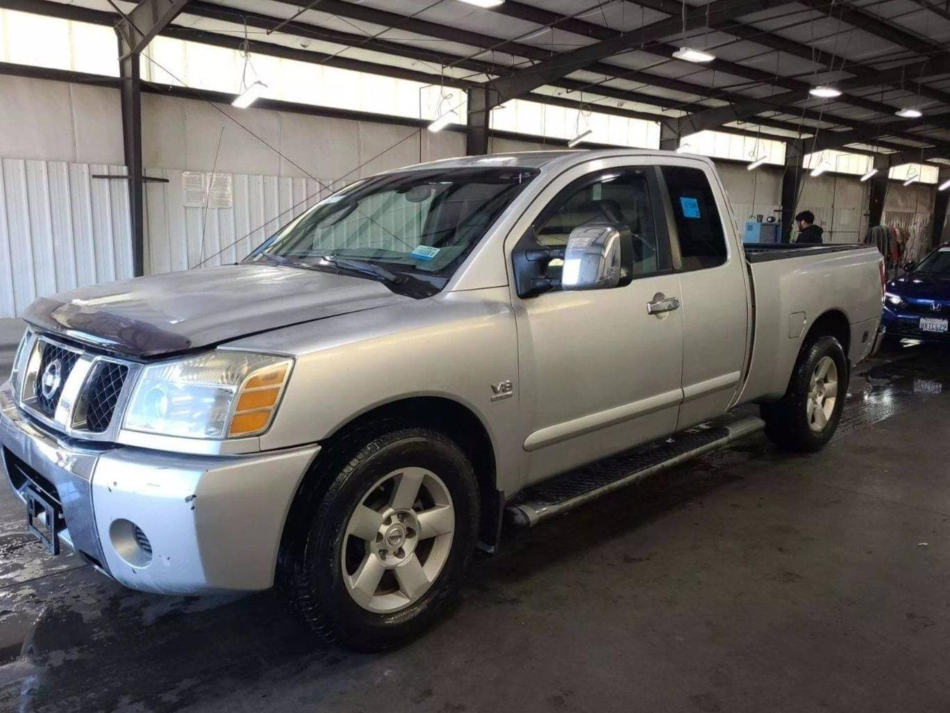NISSAN TITAN 2004 1N6AA06A64N538130 image