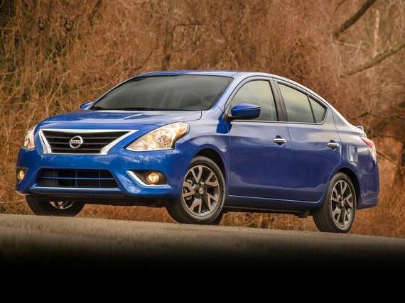 NISSAN VERSA 2019 3N1CN7AP0KL840758 image