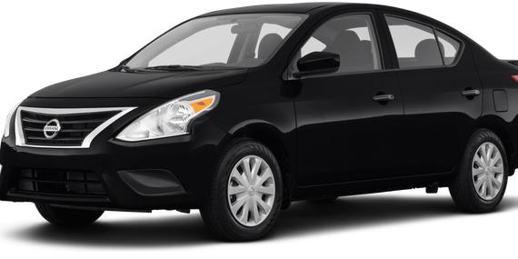 NISSAN VERSA 2018 3N1CN7AP0JL816975 image