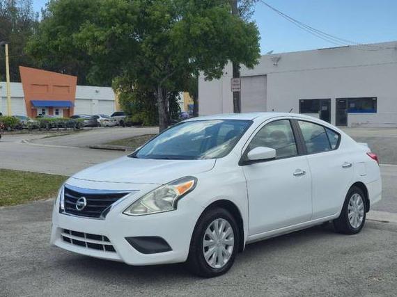 NISSAN VERSA 2015 3N1CN7AP0FL937092 image