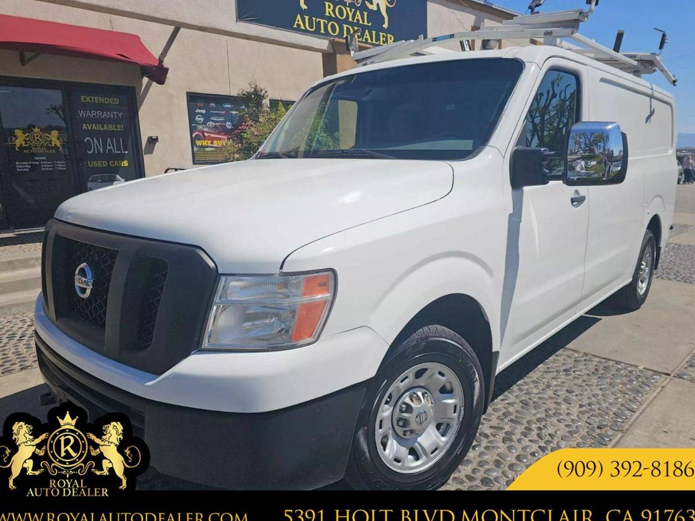 NISSAN NV 2016 1N6AF0KY1GN811242 image