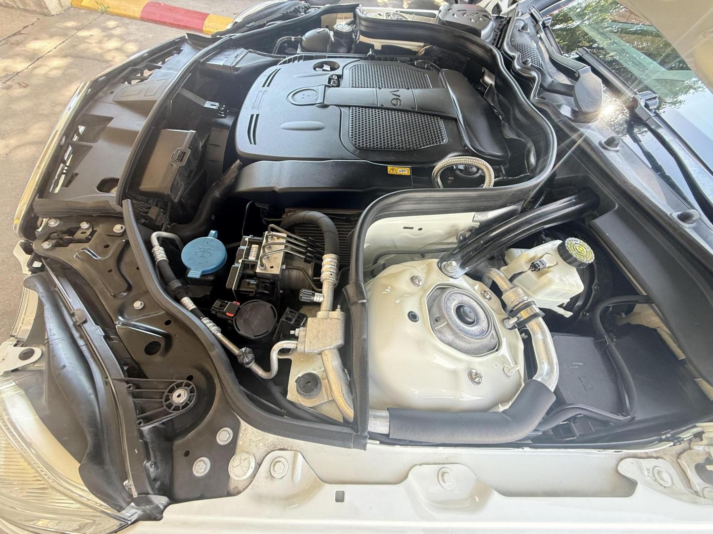 mercedes-benz e-class 2012 WDDHF5KB1CA604299 image mercedes-benz e-class 2012 WDDHF5KB1CA604299 image