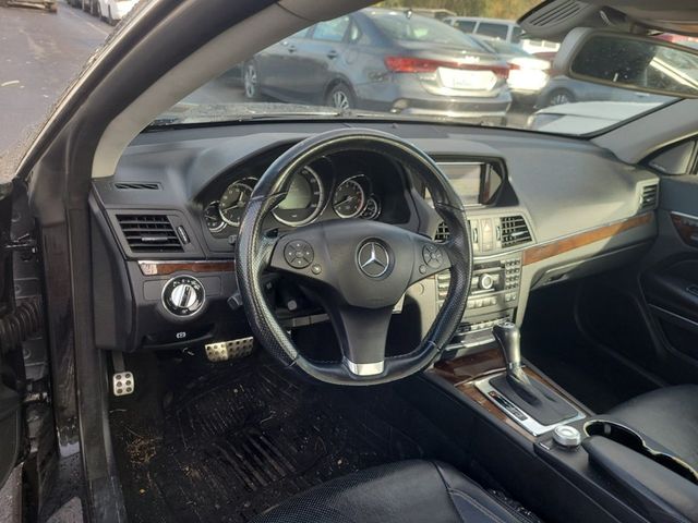 mercedes-benz e-class 2010 WDDKJ7CBXAF033717 image mercedes-benz e-class 2010 WDDKJ7CBXAF033717 image