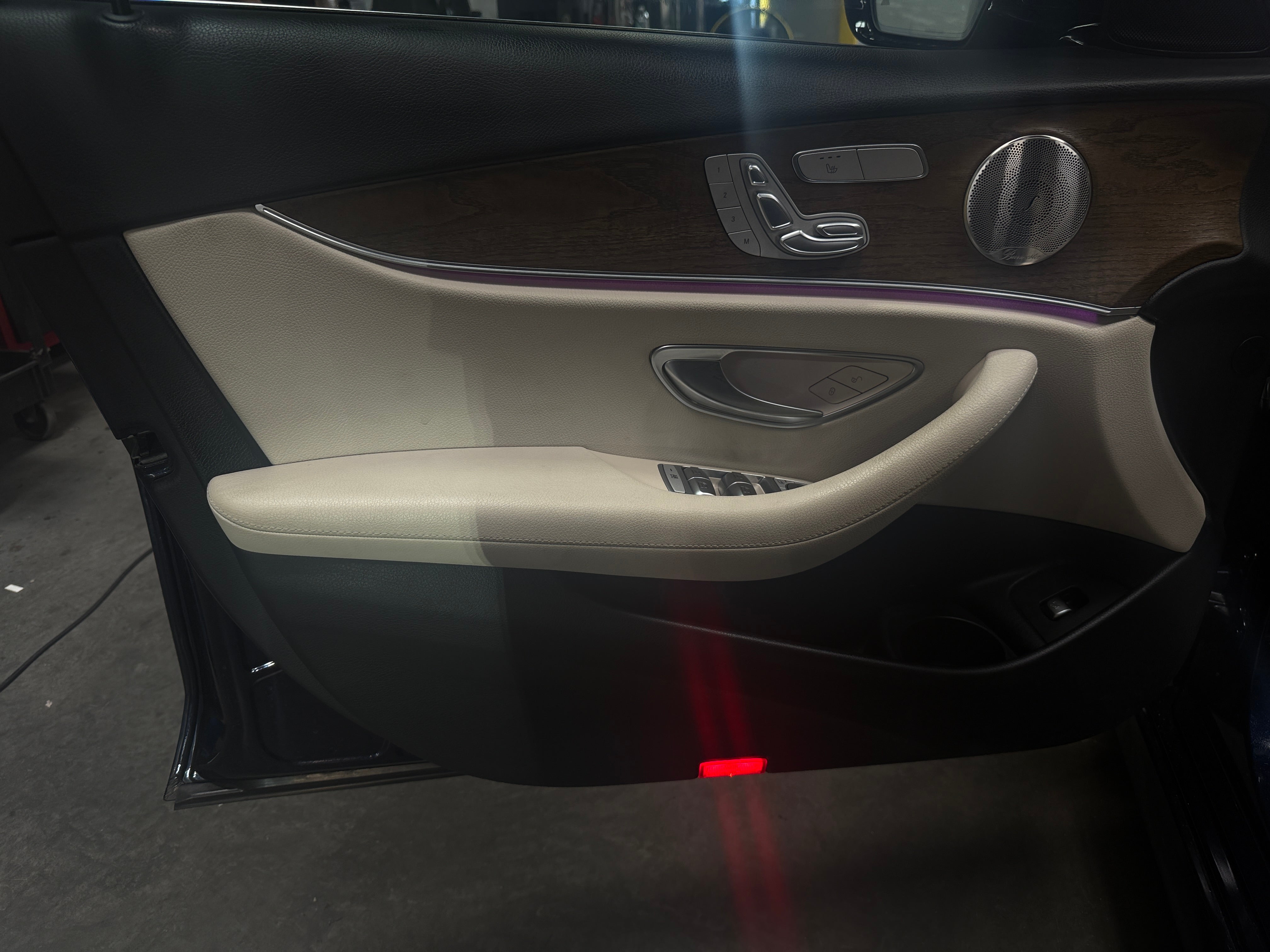 mercedes-benz e-class 2022 W1KZF8DB2NB053204 image