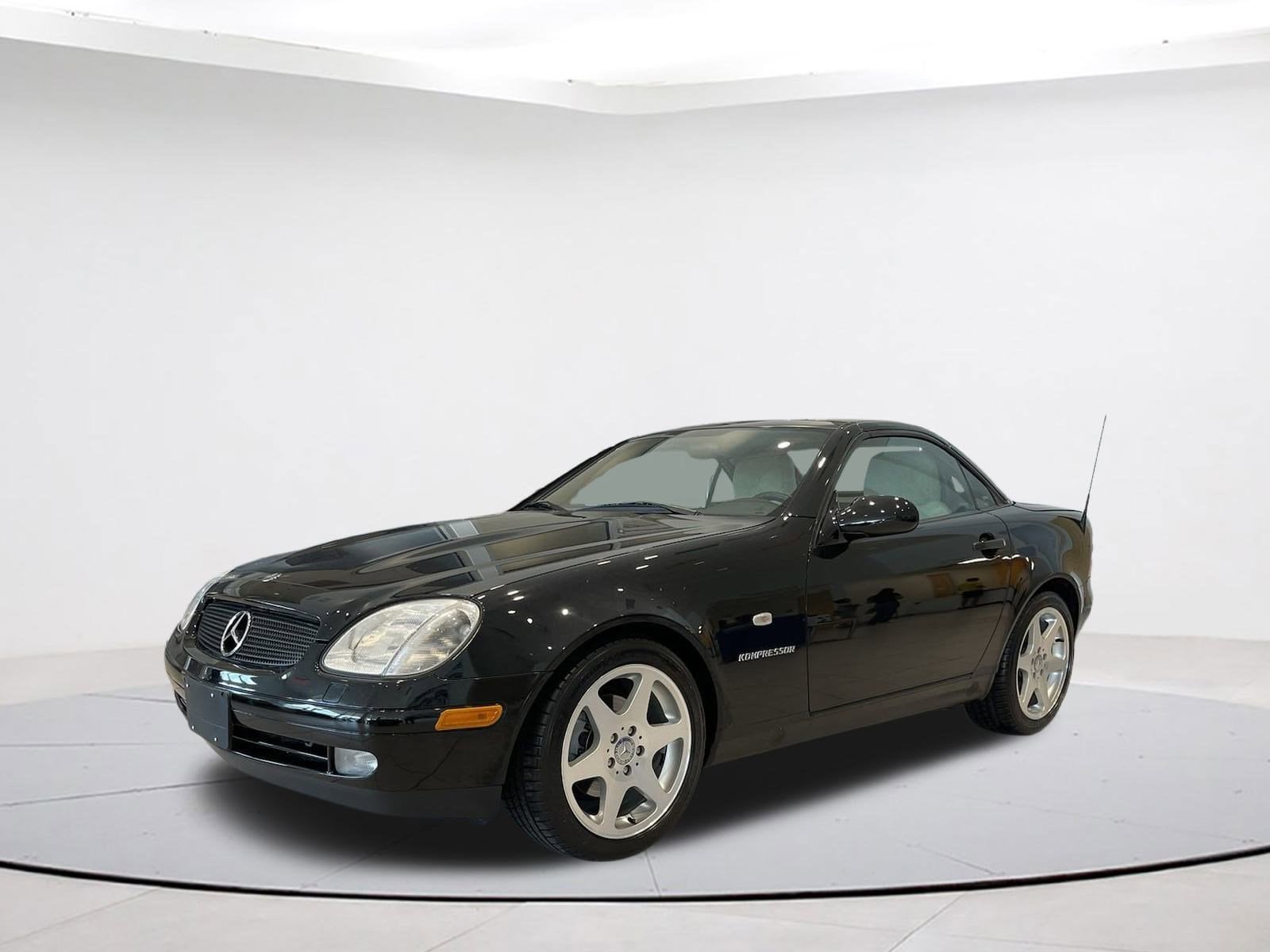 mercedes-benz slk 2000 WDBKK47F1YF167673 image mercedes-benz slk 2000 WDBKK47F1YF167673 image