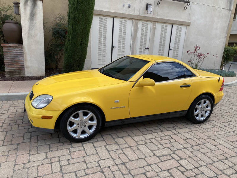 mercedes-benz slk 2000 WDBKK47F3YF156108 image mercedes-benz slk 2000 WDBKK47F3YF156108 image