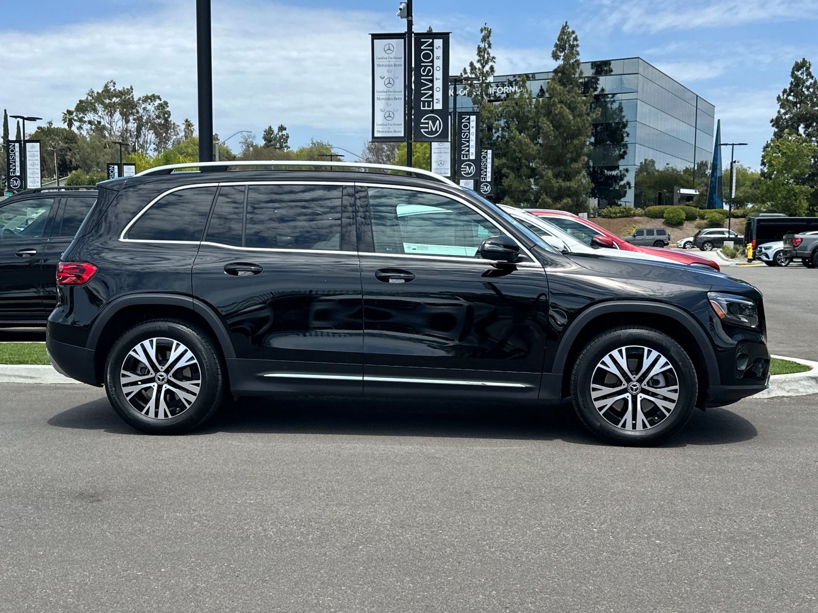 mercedes-benz glb 2026 W1N4M4HB8TW447852 image mercedes-benz glb 2026 W1N4M4HB8TW447852 image