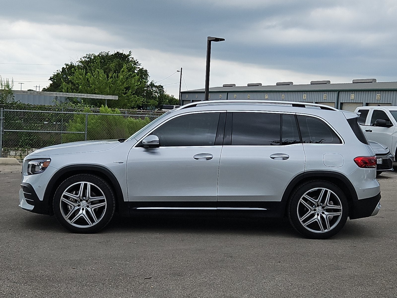 mercedes-benz glb 2021 W1N4M5BB8MW077969 image mercedes-benz glb 2021 W1N4M5BB8MW077969 image