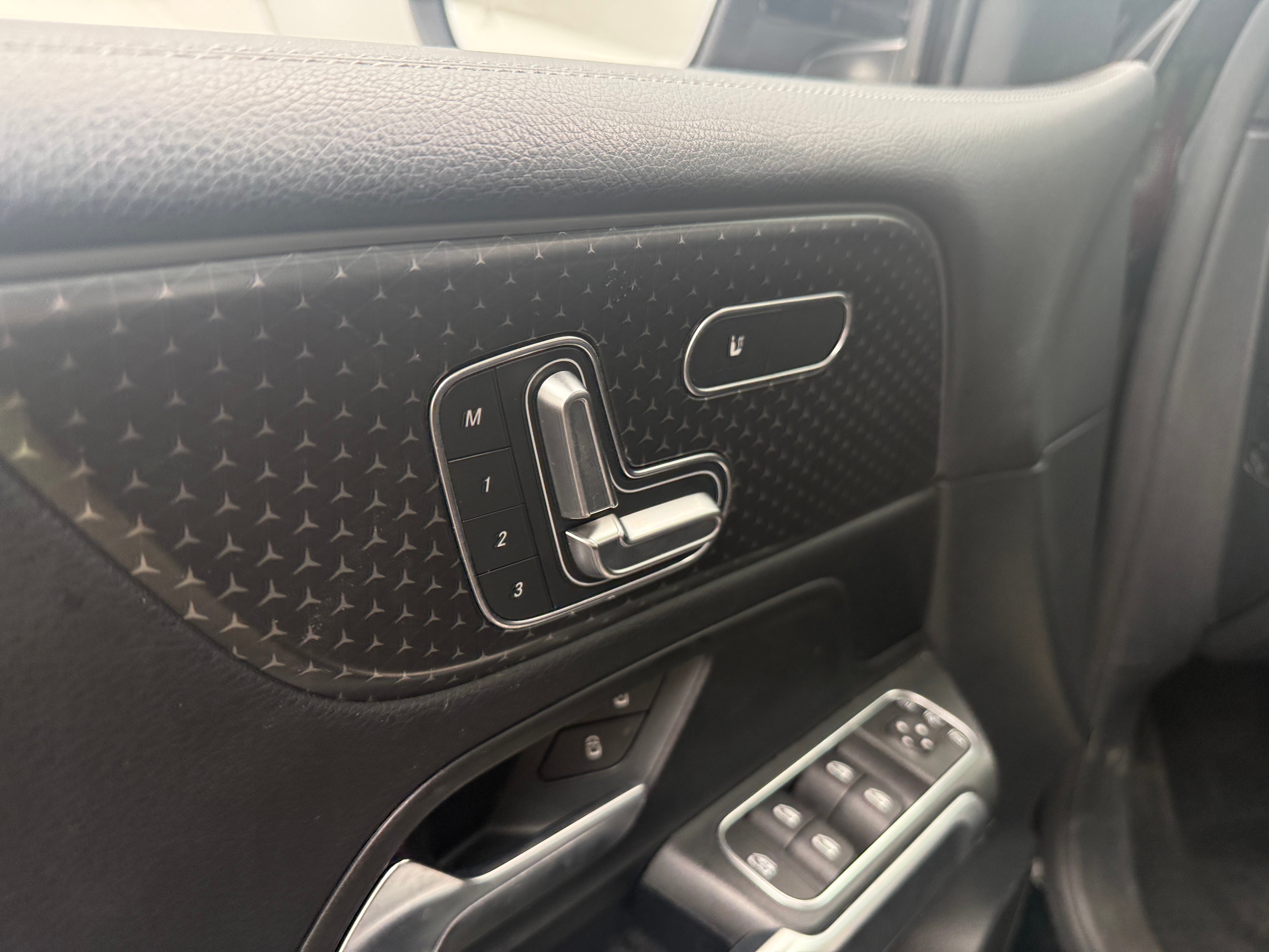 mercedes-benz glb 2024 W1N4M4HB4RW358076 image mercedes-benz glb 2024 W1N4M4HB4RW358076 image