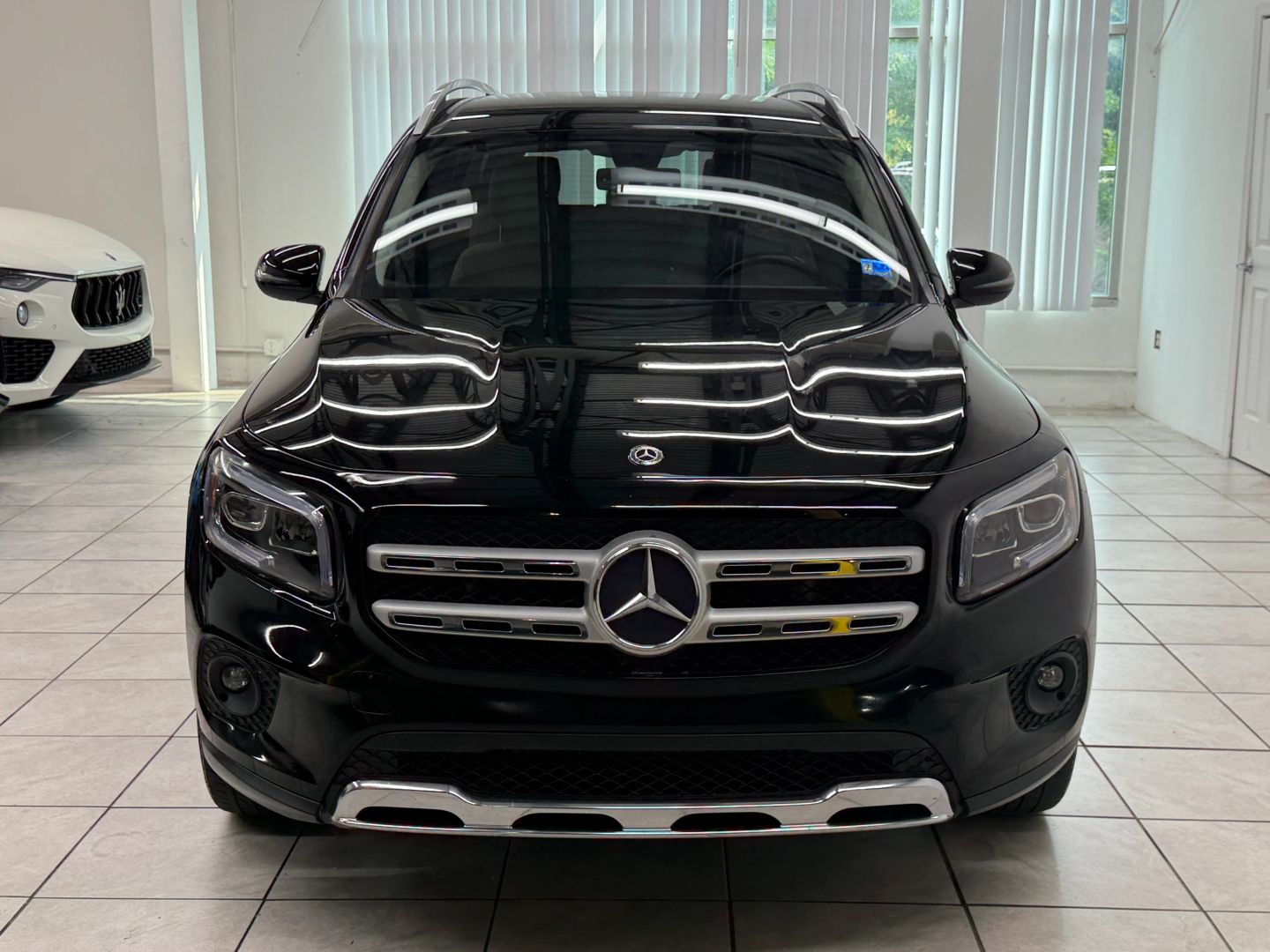 mercedes-benz glb 2020 WDC4M4GB5LW003816 image mercedes-benz glb 2020 WDC4M4GB5LW003816 image