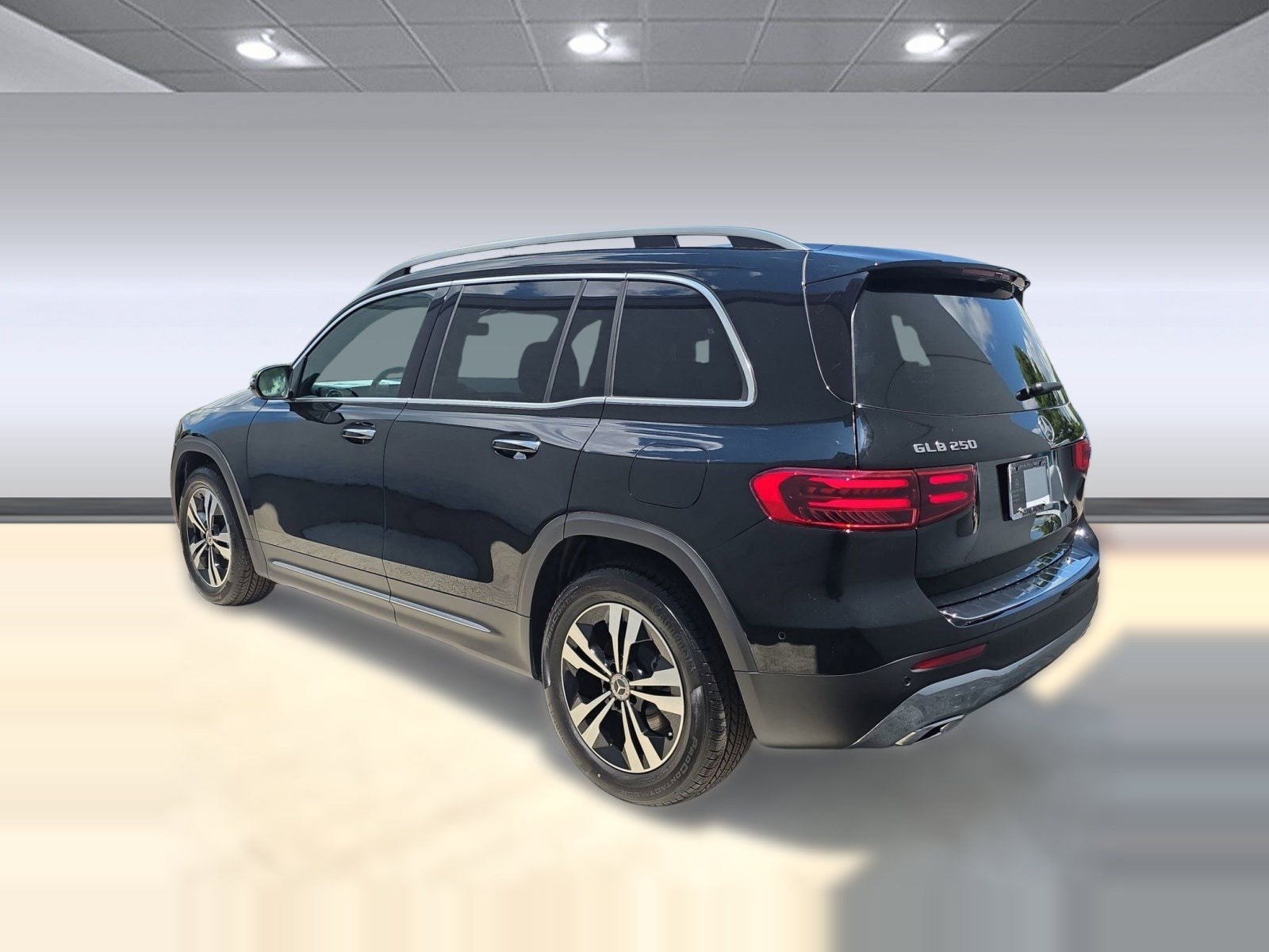 mercedes-benz glb 2025 W1N4M4GB4SW424133 image mercedes-benz glb 2025 W1N4M4GB4SW424133 image