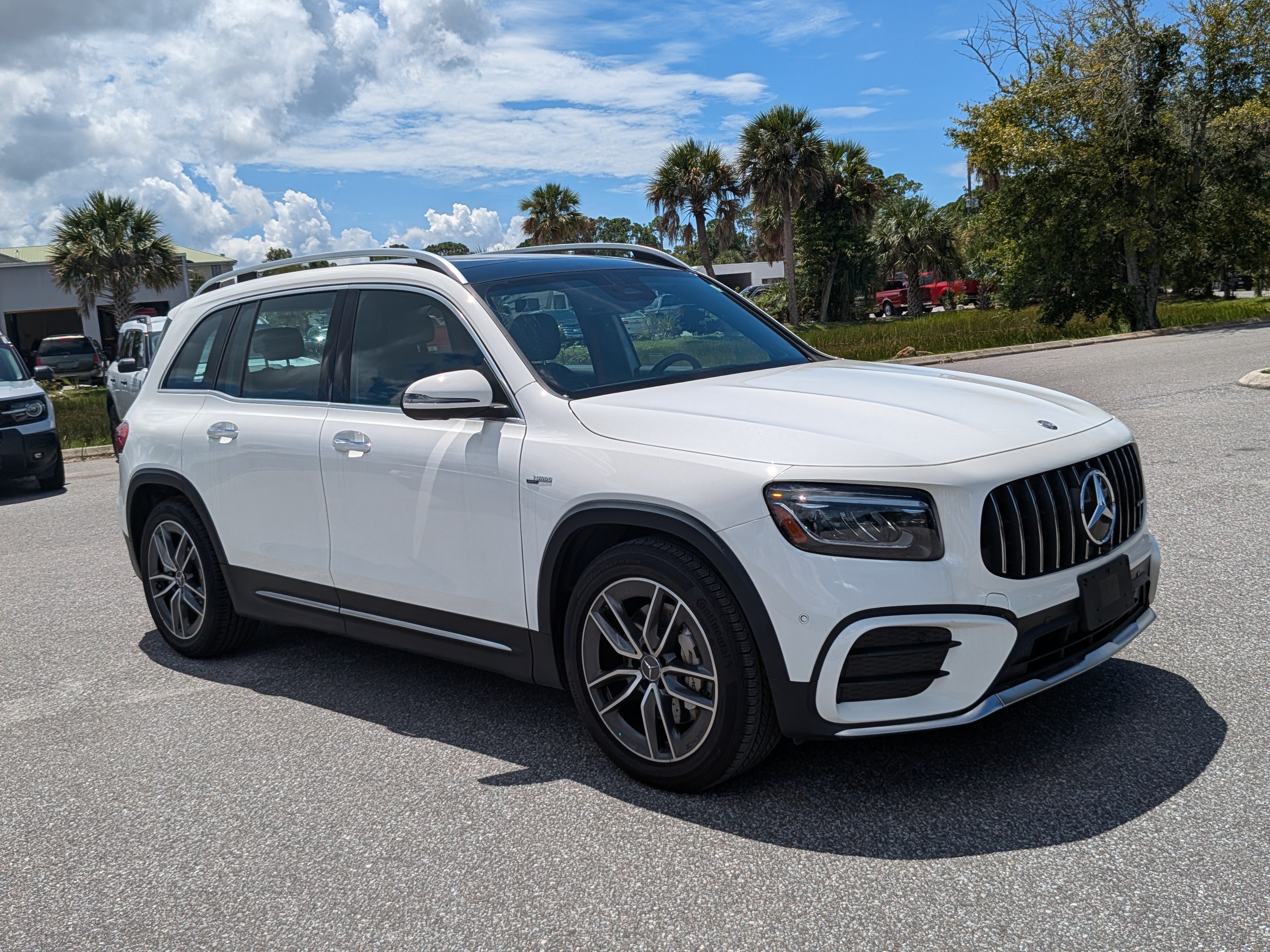 mercedes-benz glb 2025 W1N4M5BB3SW414156 image mercedes-benz glb 2025 W1N4M5BB3SW414156 image