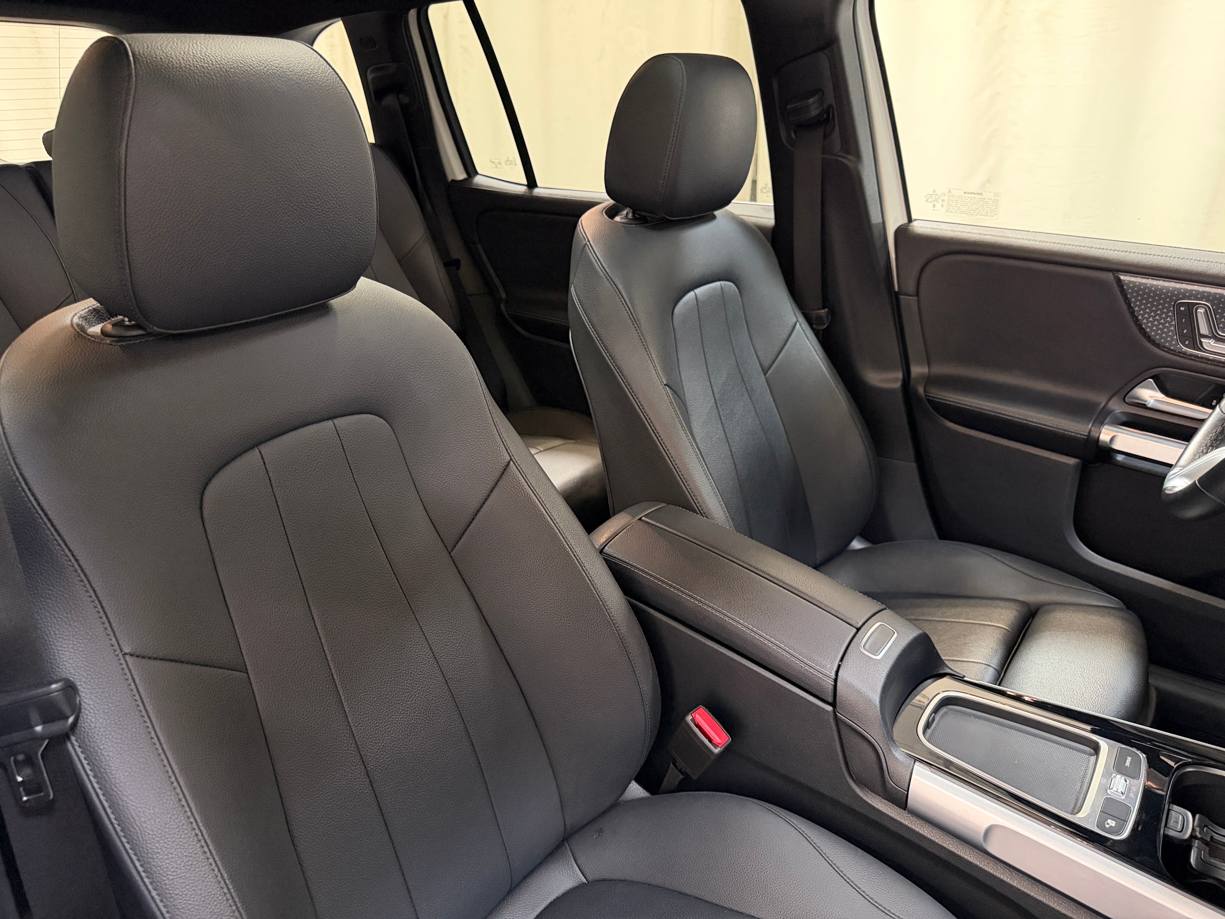 mercedes-benz glb 2025 W1N4M4GB5SW380899 image mercedes-benz glb 2025 W1N4M4GB5SW380899 image