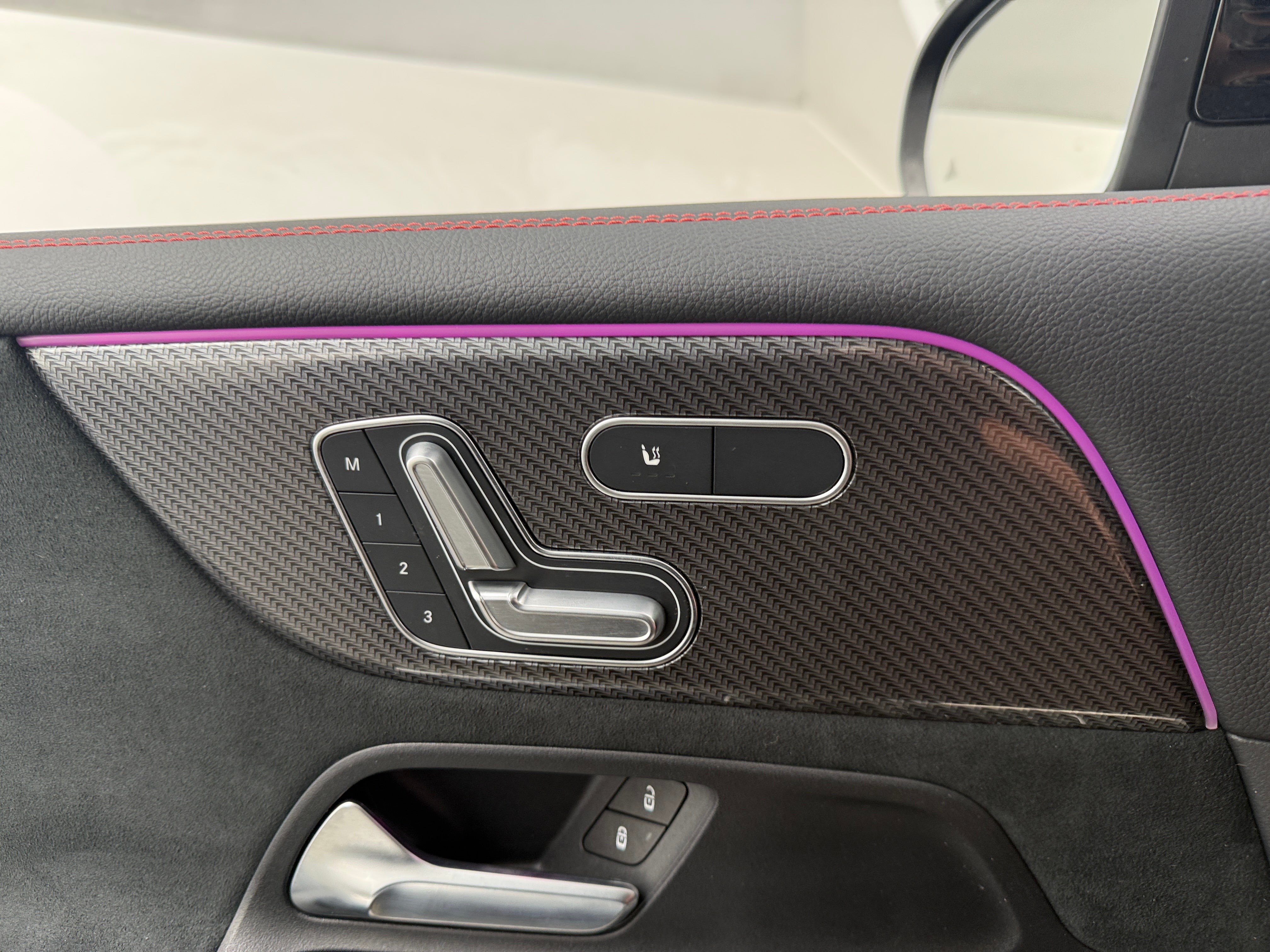 mercedes-benz glb 2025 W1N4M5BB4SW401805 image mercedes-benz glb 2025 W1N4M5BB4SW401805 image