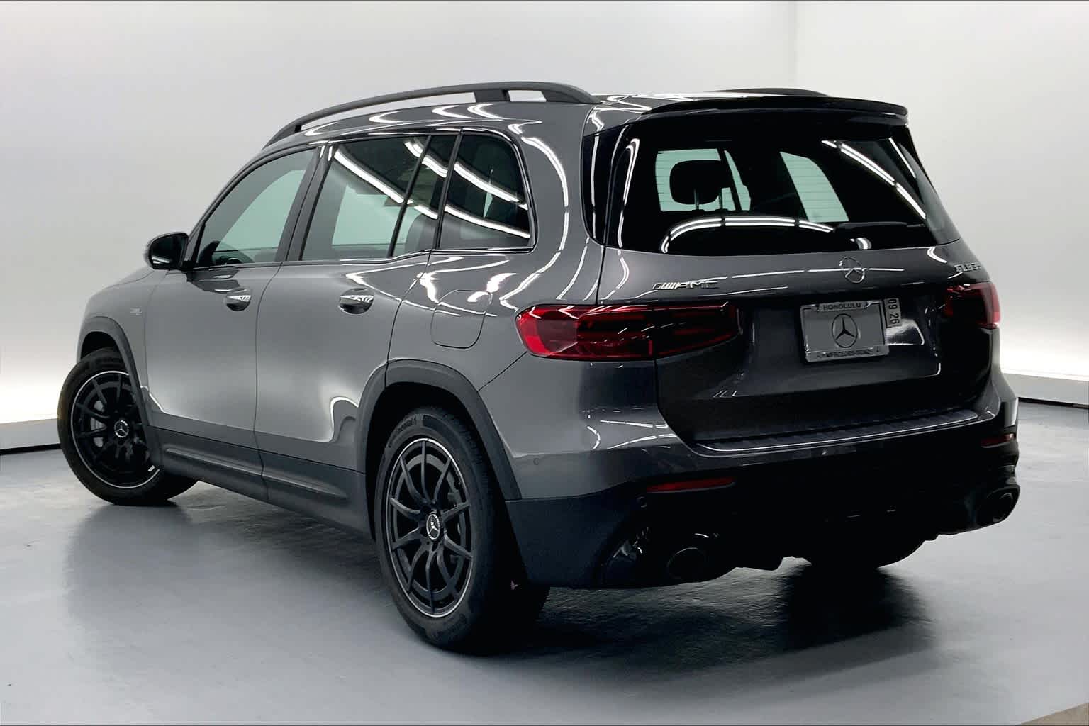 mercedes-benz glb 2025 W1N4M5BB9SW389666 image mercedes-benz glb 2025 W1N4M5BB9SW389666 image