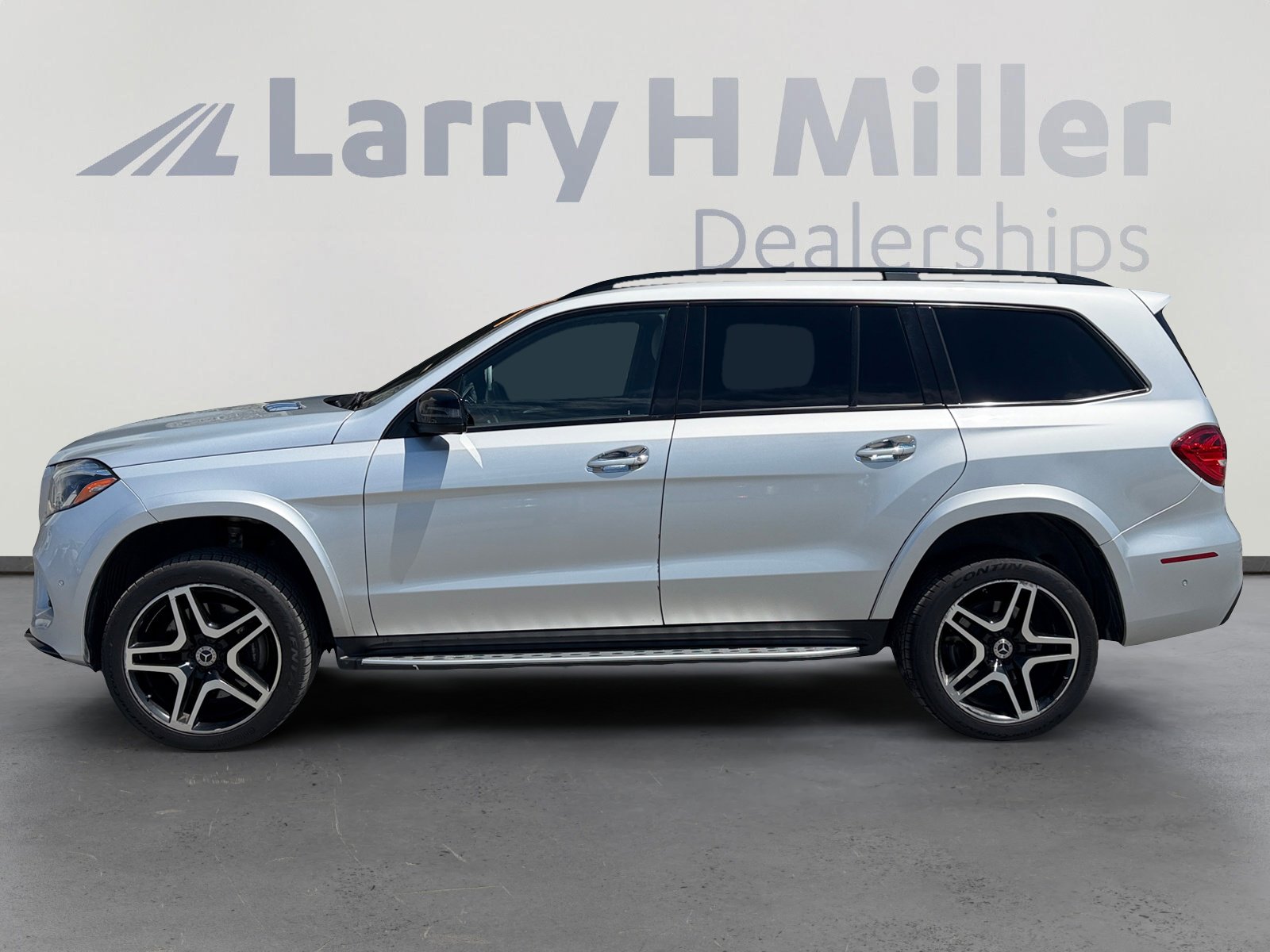 mercedes-benz gls-class 2019 4JGDF7DE1KB185614 image mercedes-benz gls-class 2019 4JGDF7DE1KB185614 image