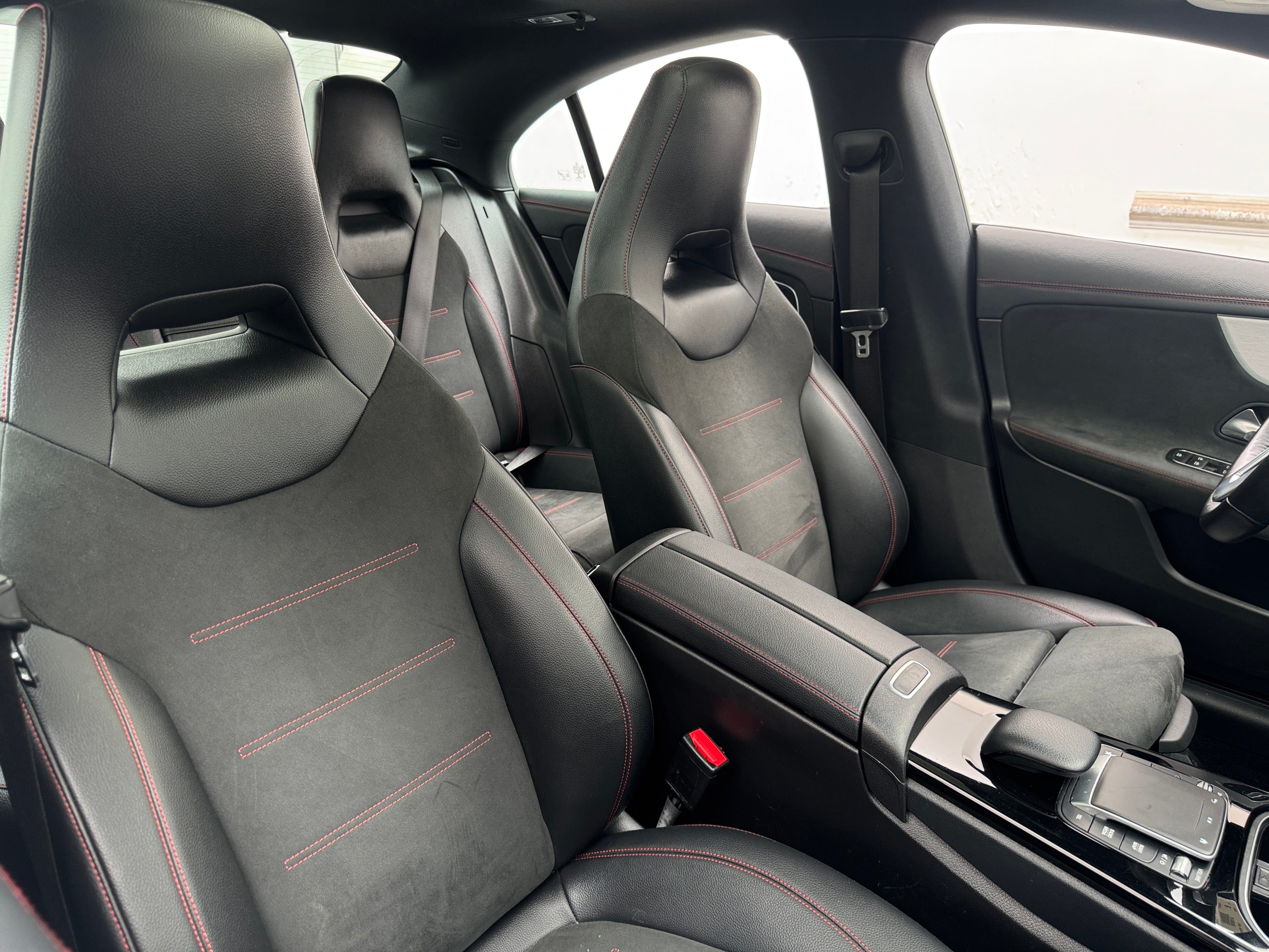 mercedes-benz cla 2021 W1K5J4HB7MN158298 image mercedes-benz cla 2021 W1K5J4HB7MN158298 image