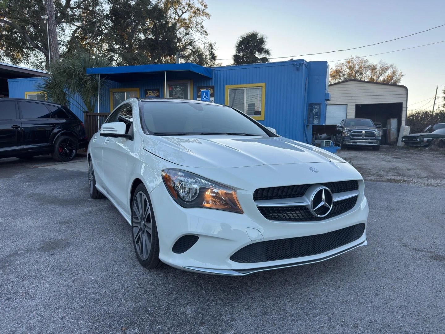 mercedes-benz cla 2017 WDDSJ4EB4HN499218 image mercedes-benz cla 2017 WDDSJ4EB4HN499218 image