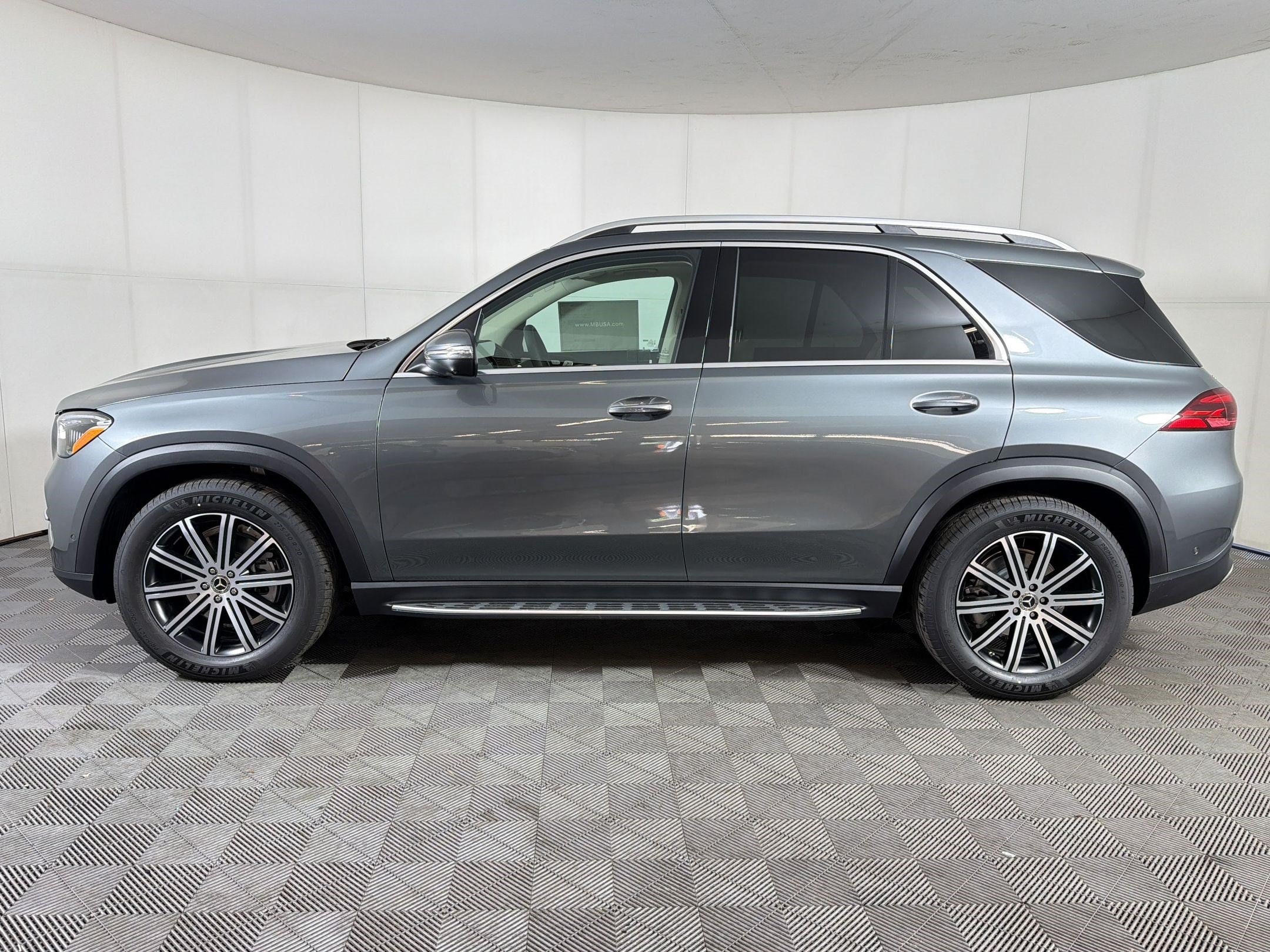 mercedes-benz gle 2026 4JGFB4FB5TB648149 image mercedes-benz gle 2026 4JGFB4FB5TB648149 image
