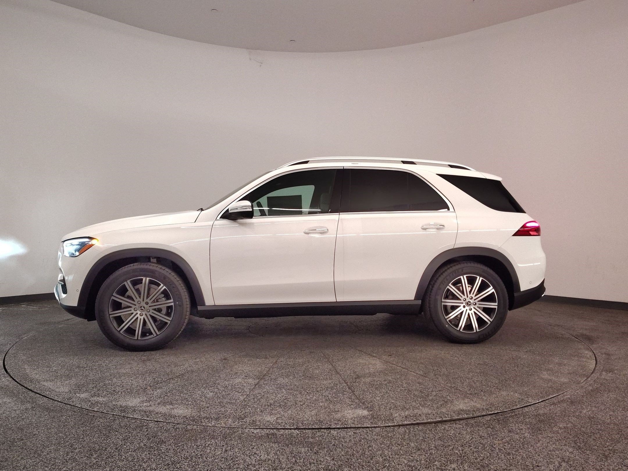 mercedes-benz gle 2026 4JGFB4EB4TB597910 image mercedes-benz gle 2026 4JGFB4EB4TB597910 image