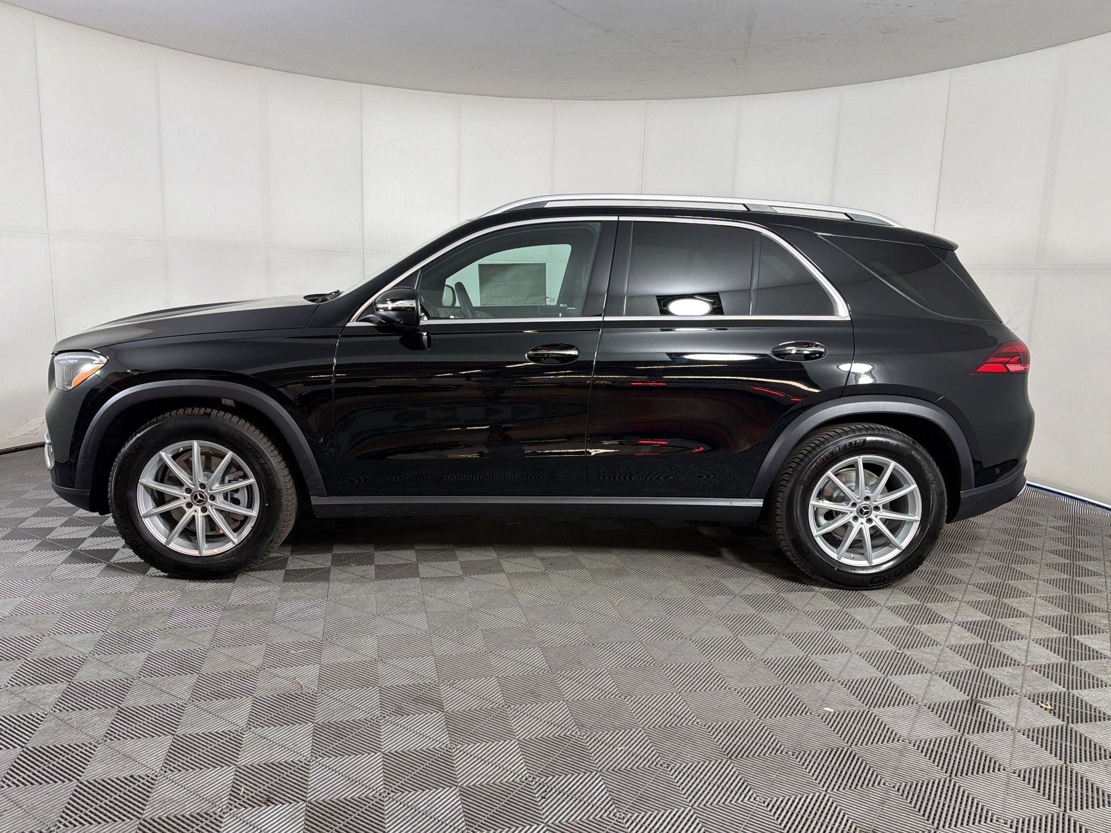 mercedes-benz gle 2026 4JGFB4FB8TB612343 image mercedes-benz gle 2026 4JGFB4FB8TB612343 image
