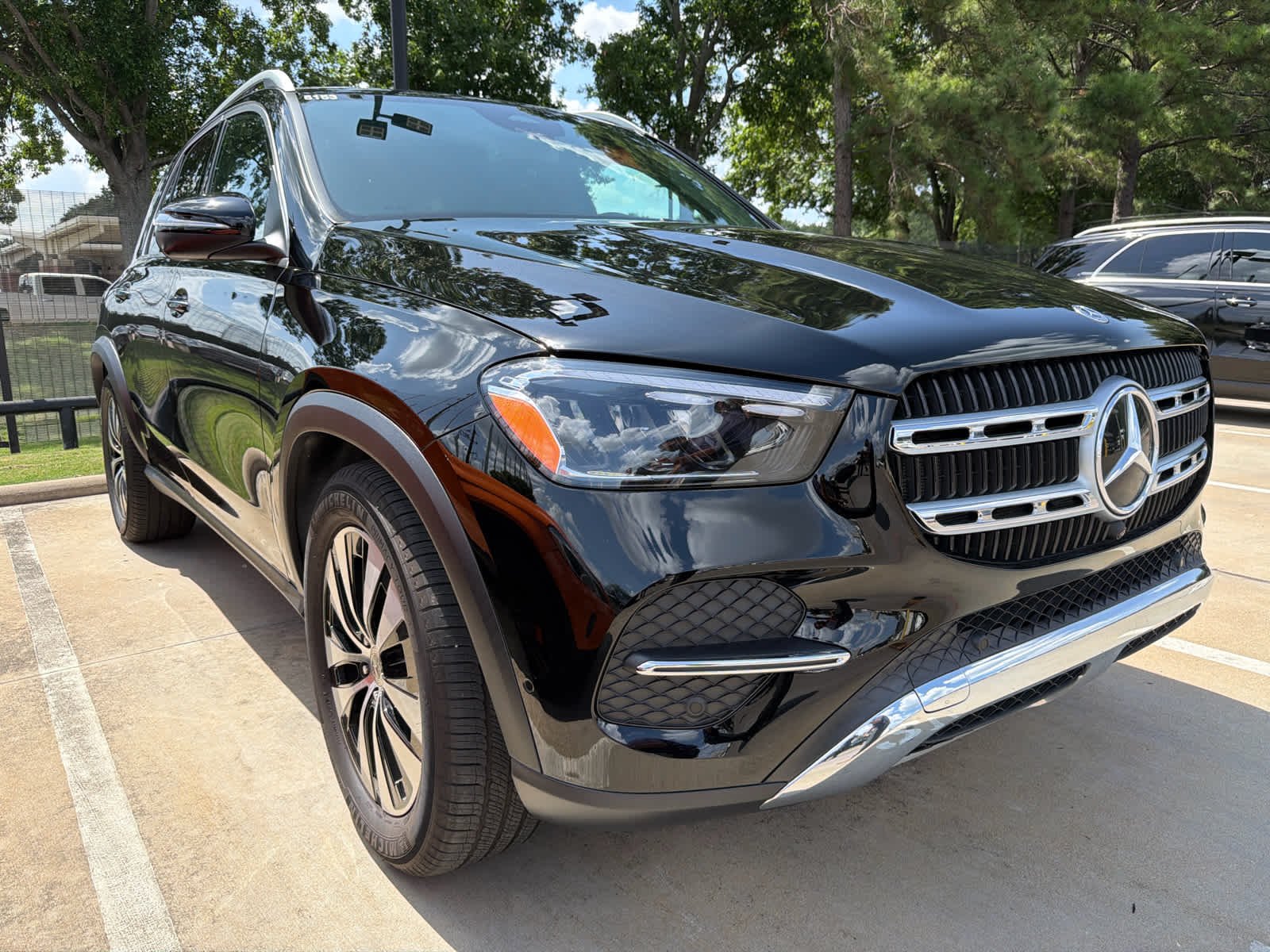 mercedes-benz gle 2026 4JGFB4EB1TB608619 image mercedes-benz gle 2026 4JGFB4EB1TB608619 image