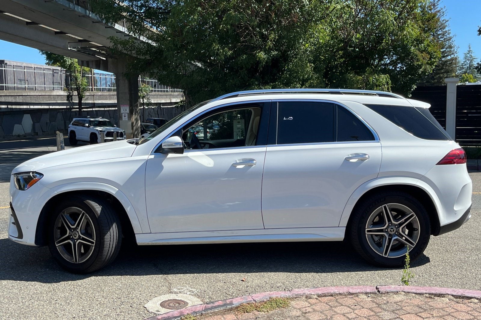 mercedes-benz gle 2024 4JGFB5KE0RB153596 image mercedes-benz gle 2024 4JGFB5KE0RB153596 image