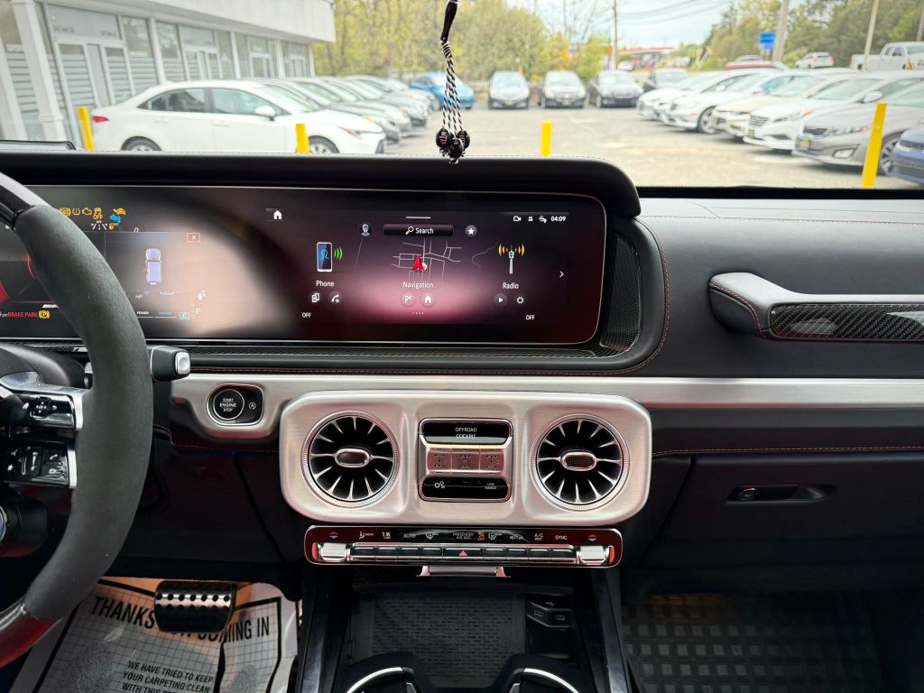 mercedes-benz g-class 2026 W1NWH5AB9TX077387 image mercedes-benz g-class 2026 W1NWH5AB9TX077387 image