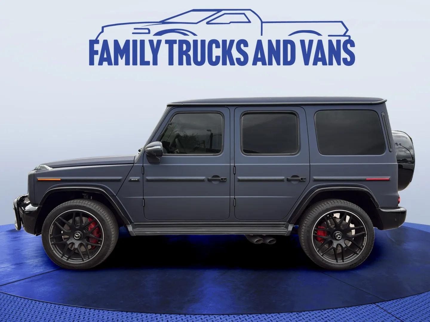 mercedes-benz g-class 2025 W1NWH5AB2SX043869 image