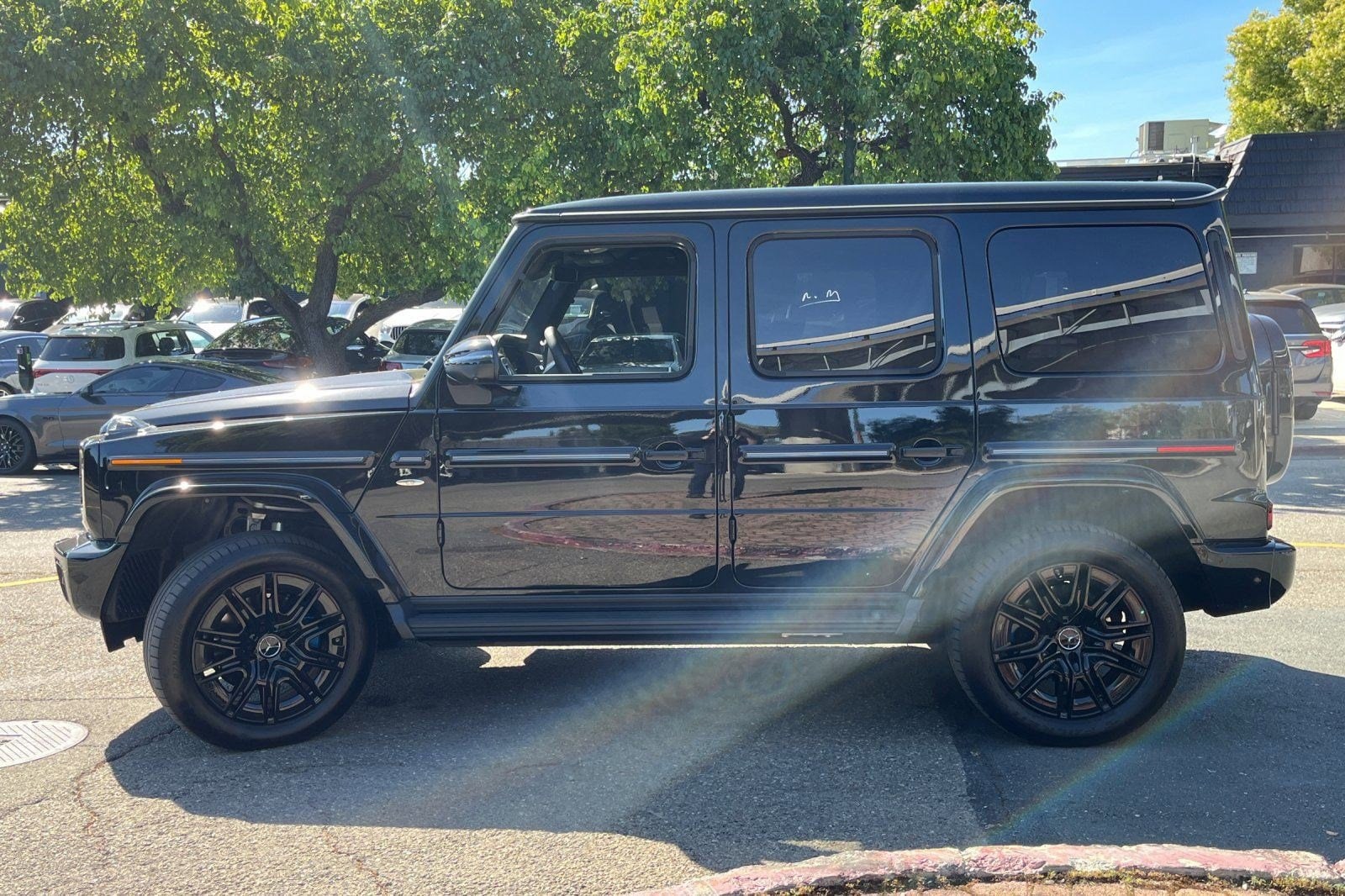 mercedes-benz g-class 2025 W1NWM0AB2SX026200 image mercedes-benz g-class 2025 W1NWM0AB2SX026200 image