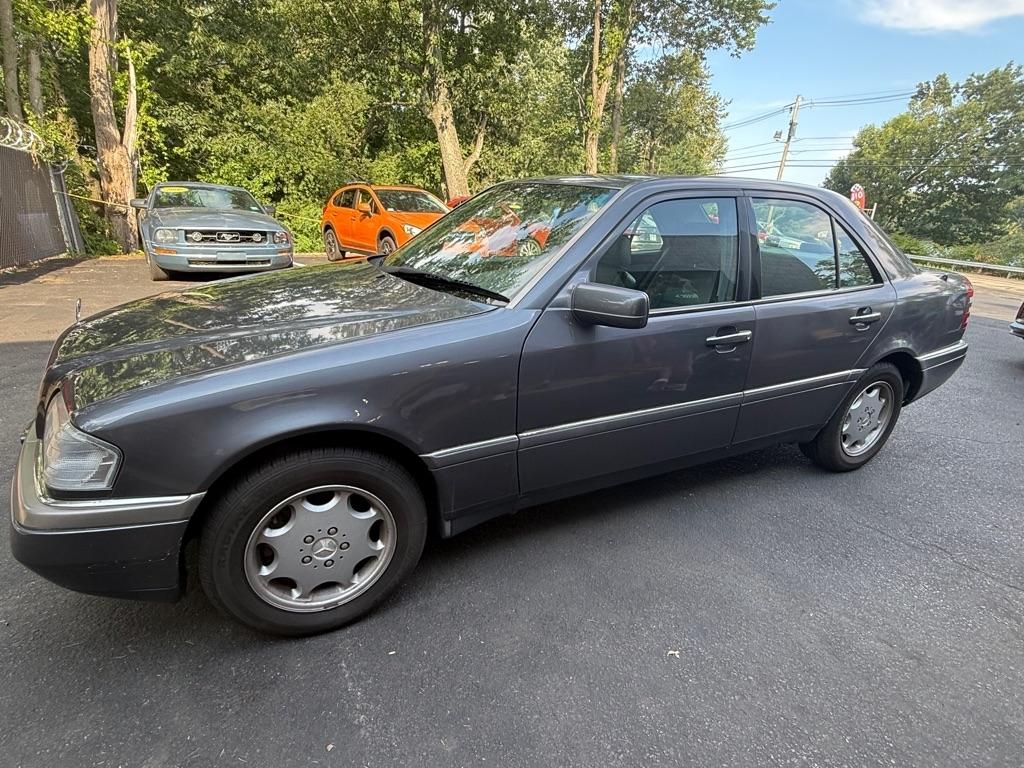 mercedes-benz c-class 1995 WDBHA22E0SF135045 image mercedes-benz c-class 1995 WDBHA22E0SF135045 image
