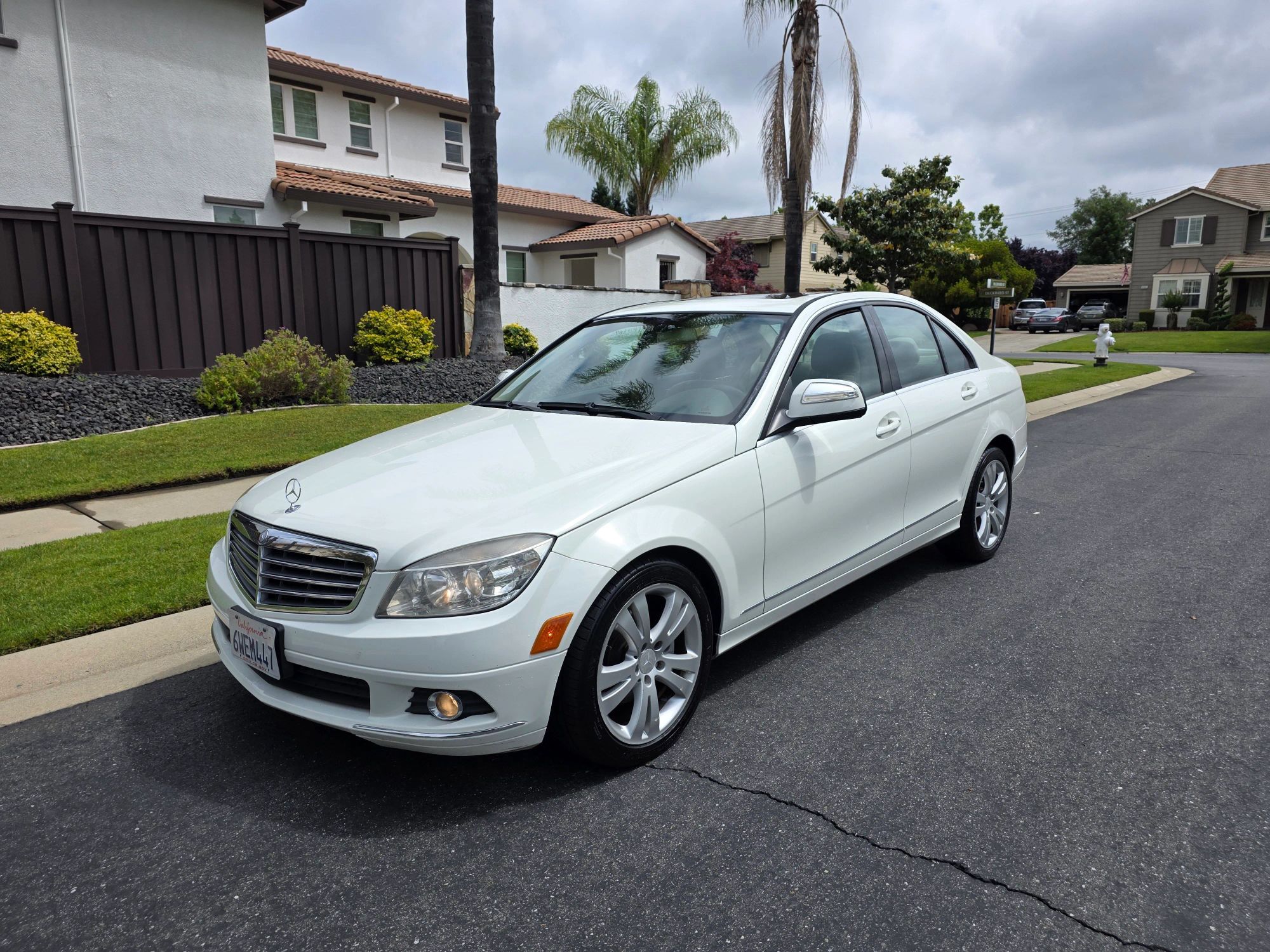 mercedes-benz c-class 2009 WDDGF54X49R069631 image