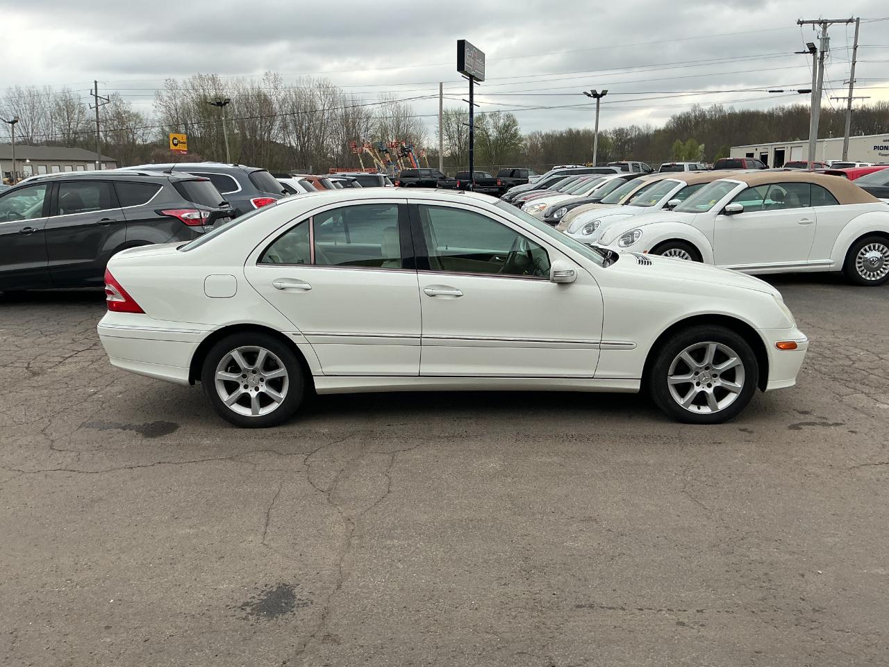 mercedes-benz c-class 2007 WDBRF92H17F907603 image mercedes-benz c-class 2007 WDBRF92H17F907603 image