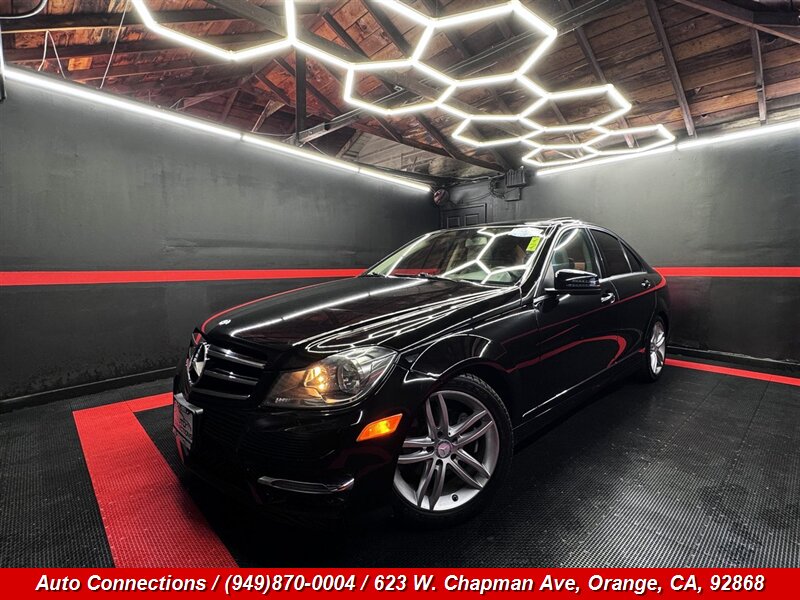 mercedes-benz c-class 2012 WDDGF4HB6CR200168 image mercedes-benz c-class 2012 WDDGF4HB6CR200168 image