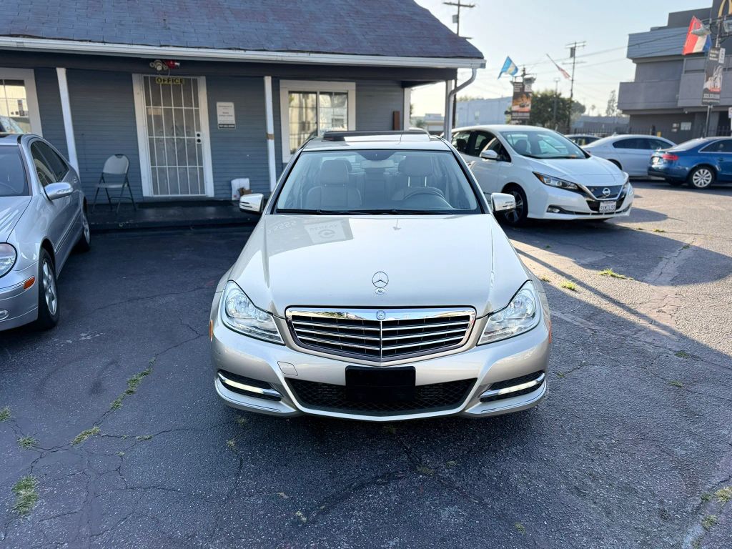 mercedes-benz c-class 2012 WDDGF4HB5CR221657 image mercedes-benz c-class 2012 WDDGF4HB5CR221657 image