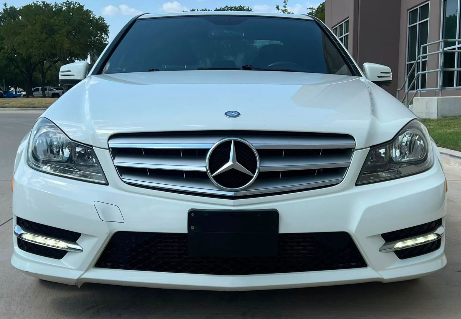 mercedes-benz c-class 2012 WDDGF4HBXCA603830 image mercedes-benz c-class 2012 WDDGF4HBXCA603830 image