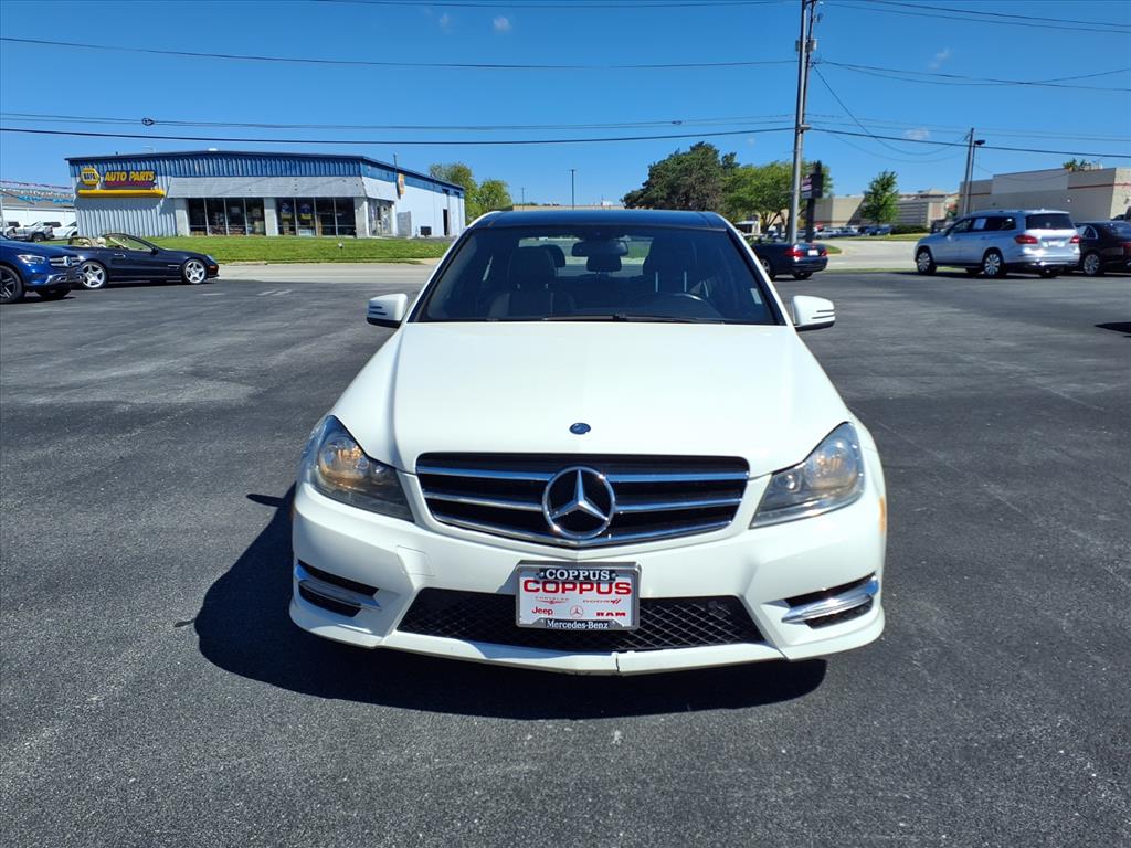 mercedes-benz c-class 2012 WDDGF8BBXCA708948 image mercedes-benz c-class 2012 WDDGF8BBXCA708948 image