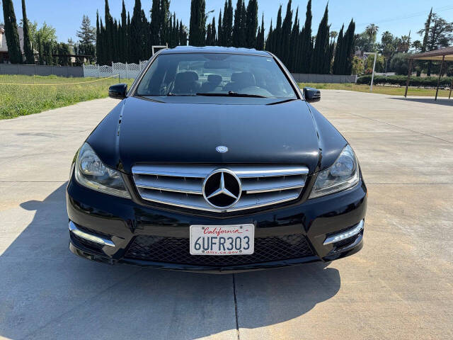 mercedes-benz c-class 2012 WDDGF4HBXCA628839 image mercedes-benz c-class 2012 WDDGF4HBXCA628839 image