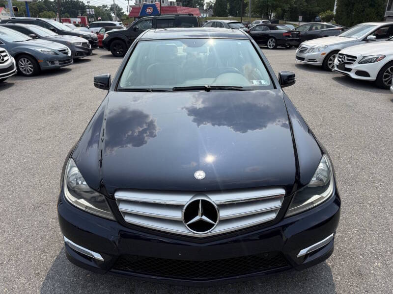mercedes-benz c-class 2012 WDDGF8BB5CA715385 image mercedes-benz c-class 2012 WDDGF8BB5CA715385 image