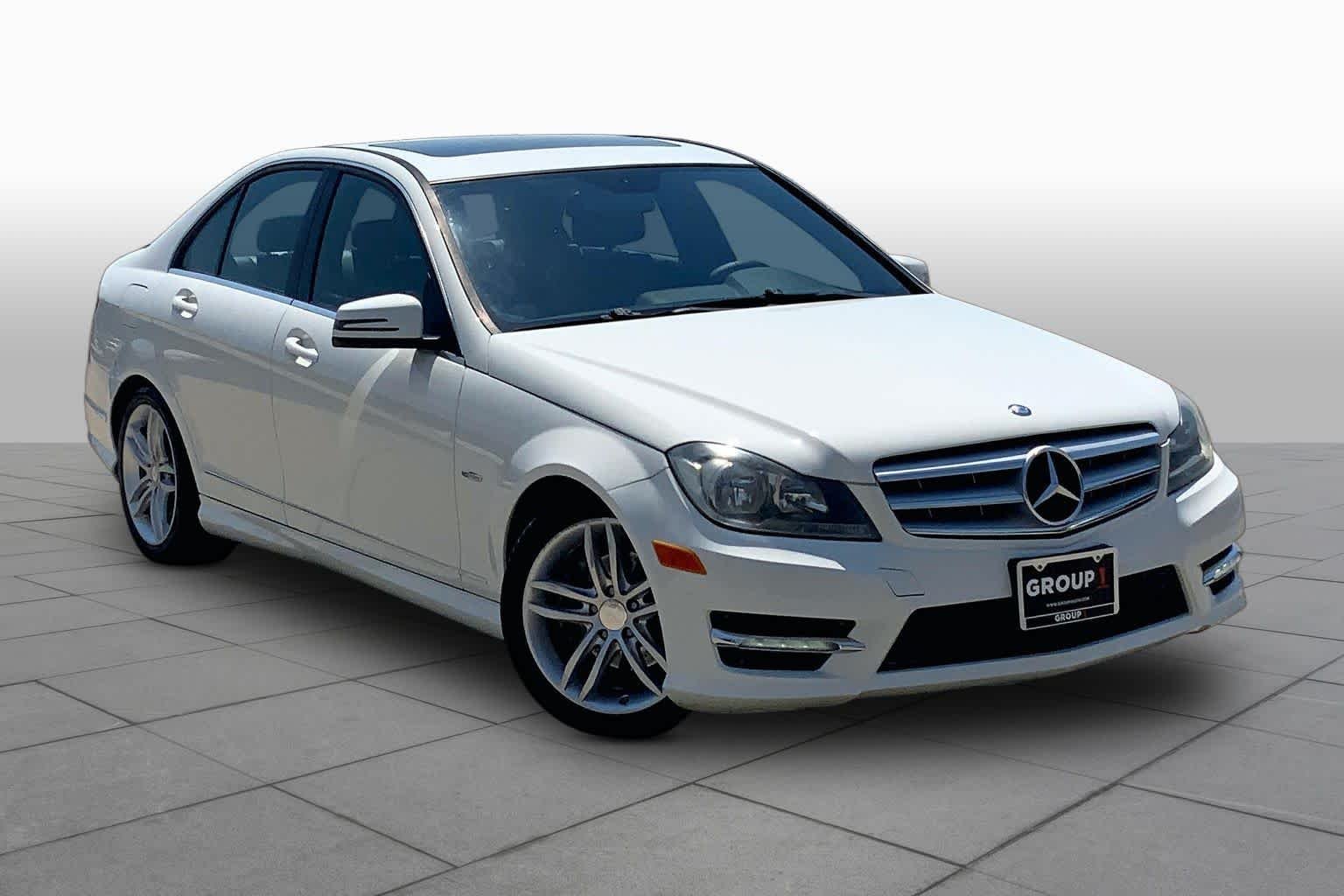 mercedes-benz c-class 2012 WDDGF4HB6CR197224 image mercedes-benz c-class 2012 WDDGF4HB6CR197224 image