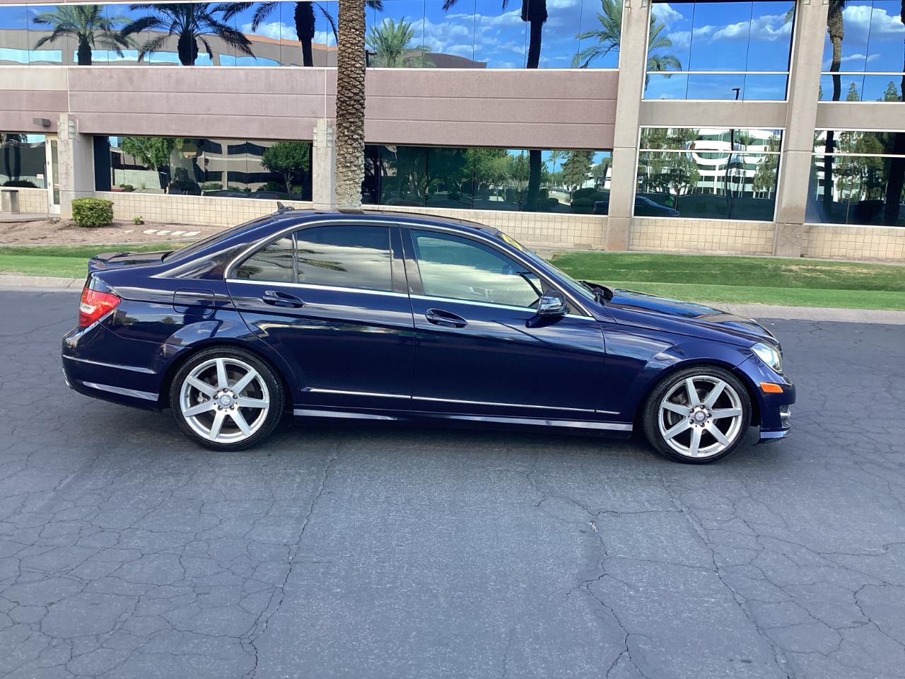 mercedes-benz c-class 2012 WDDGF8BB6CA706453 image mercedes-benz c-class 2012 WDDGF8BB6CA706453 image