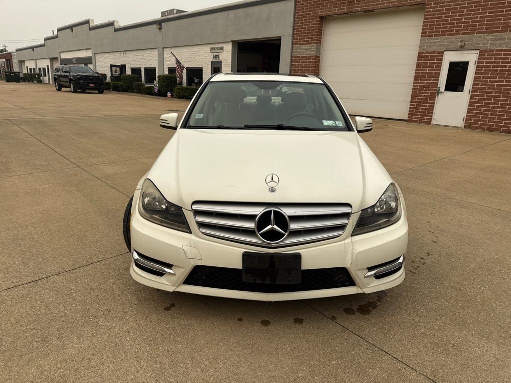 mercedes-benz c-class 2012 WDDGF8BB9CR191837 image mercedes-benz c-class 2012 WDDGF8BB9CR191837 image