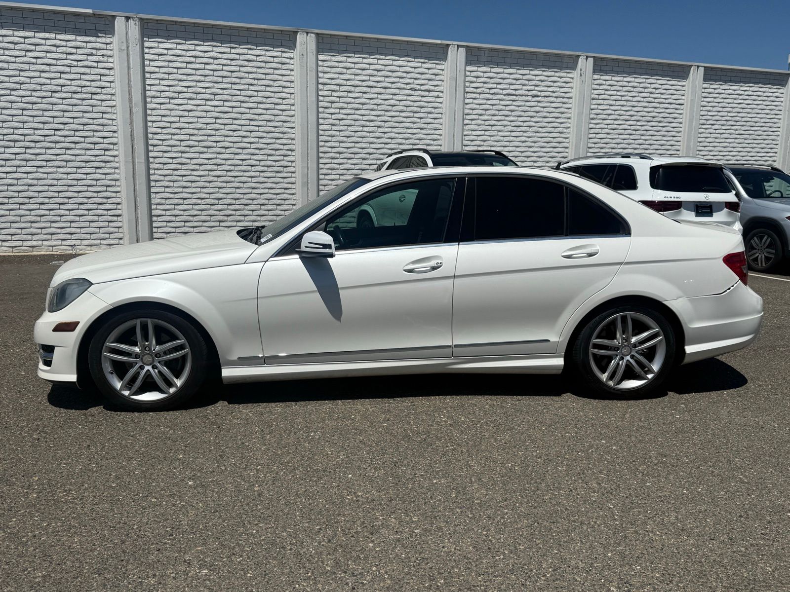 mercedes-benz c-class 2012 WDDGF8BB3CA672732 image mercedes-benz c-class 2012 WDDGF8BB3CA672732 image